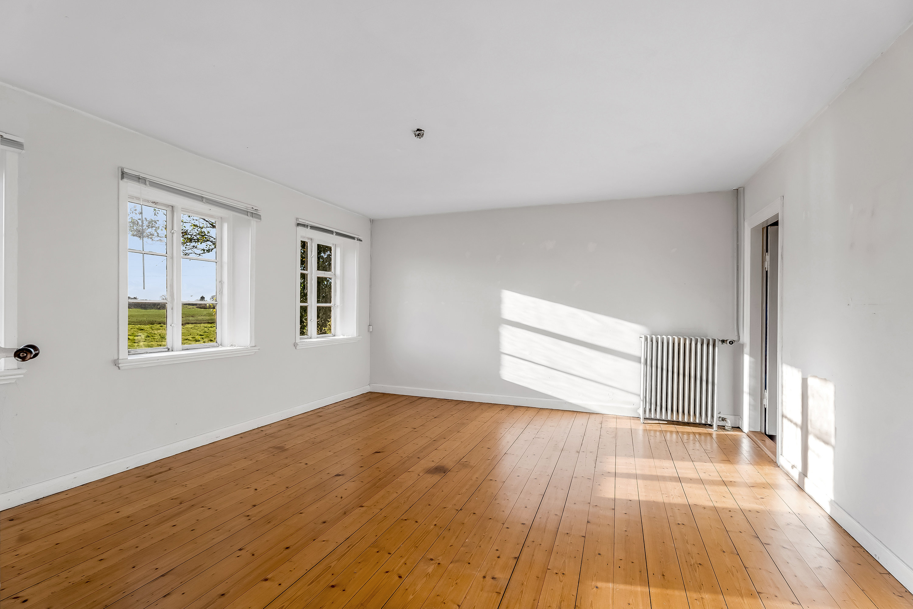 Fremhævet stue billede i fuldskærmstilstand. Billede af Viemosevej 43, Nøbbet, 4913 Horslunde