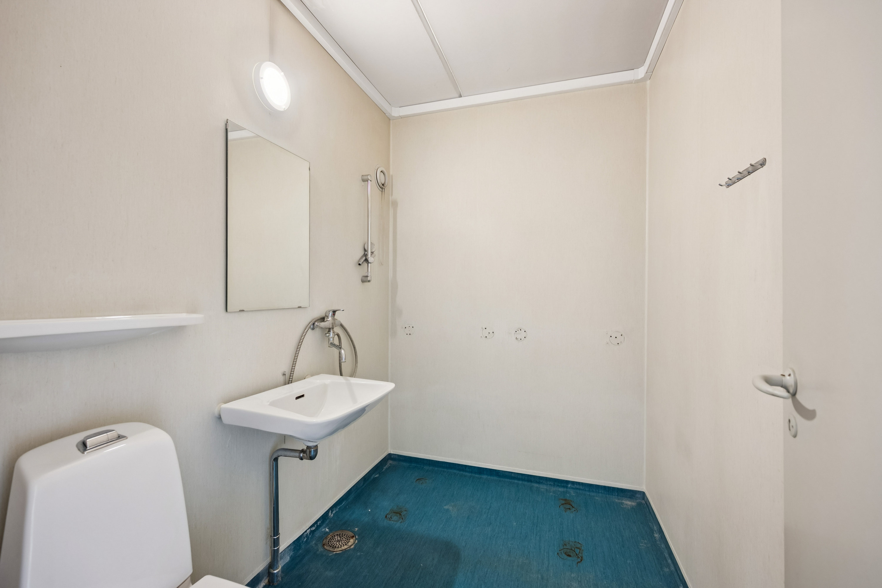 Fremhævet badeværelse billede i fuldskærmstilstand. Billede af Vejlesøparken 1, 8. 824., 2840 Holte