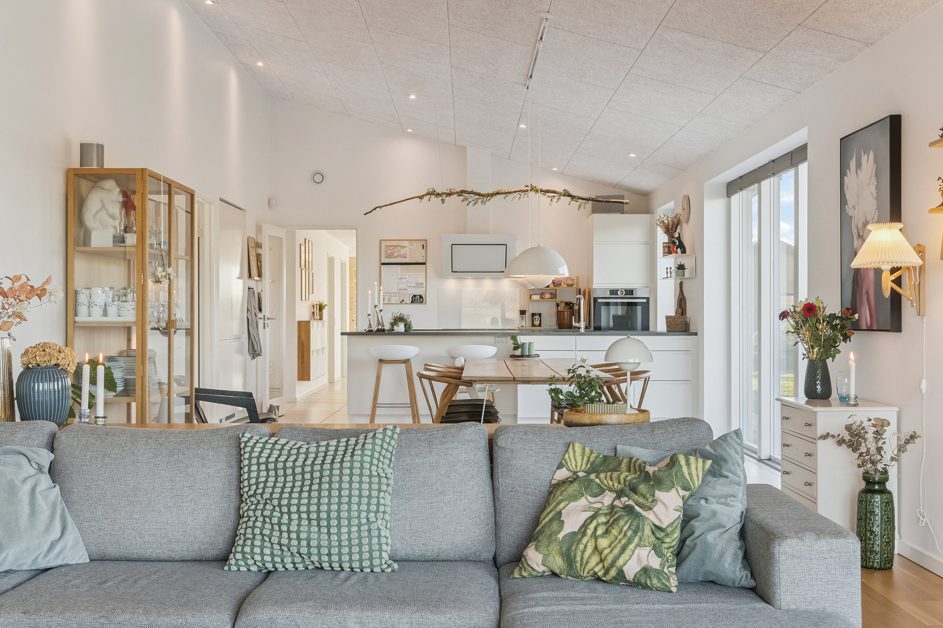 Fremhævet stue billede i fuldskærmstilstand. Billede af Gåskjærholm 12, 8722 Hedensted