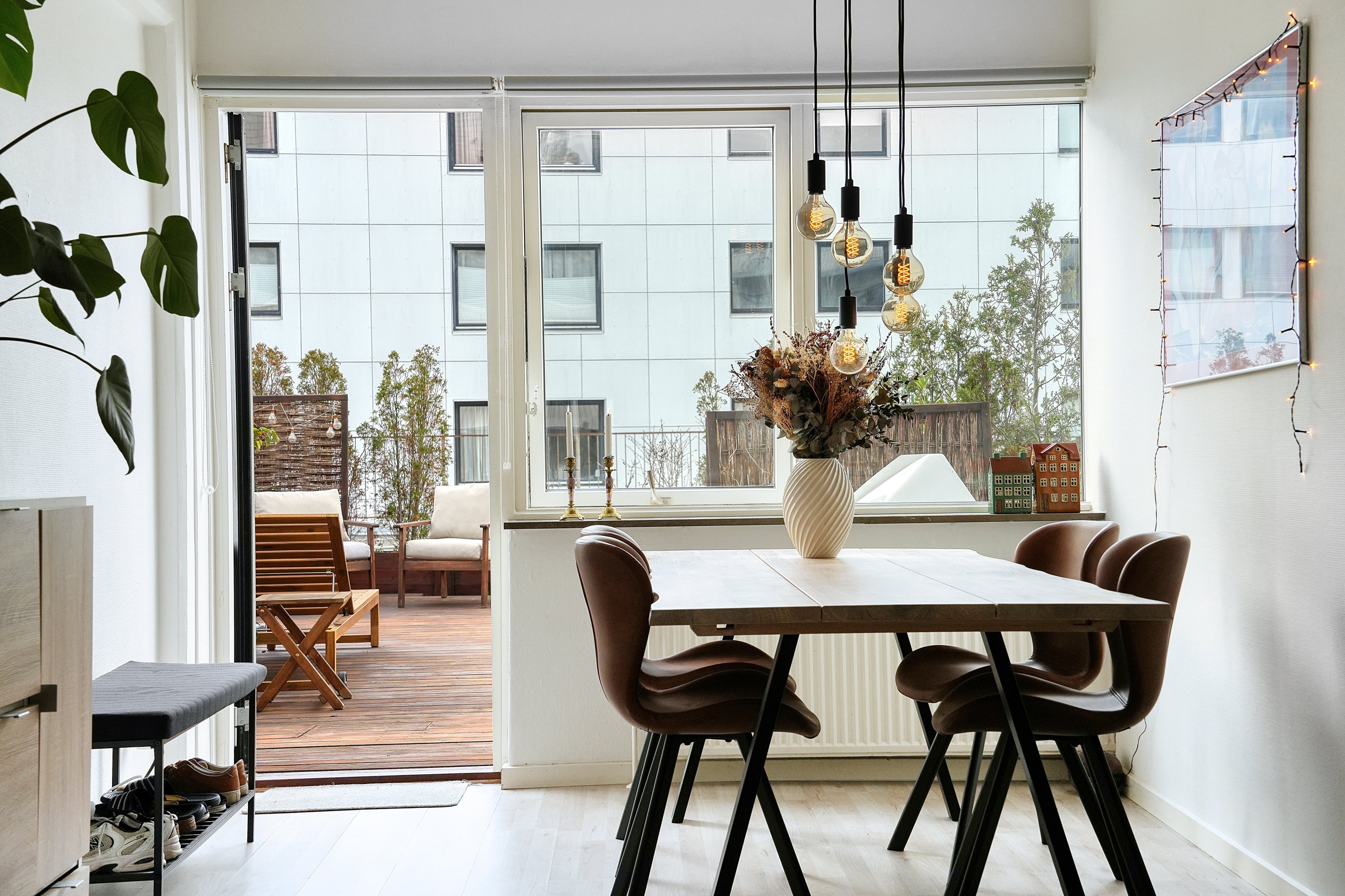 Miniaturebillede 1: spisestue. Billede af Søndre Fasanvej 90, 1. 111., 2500 Valby