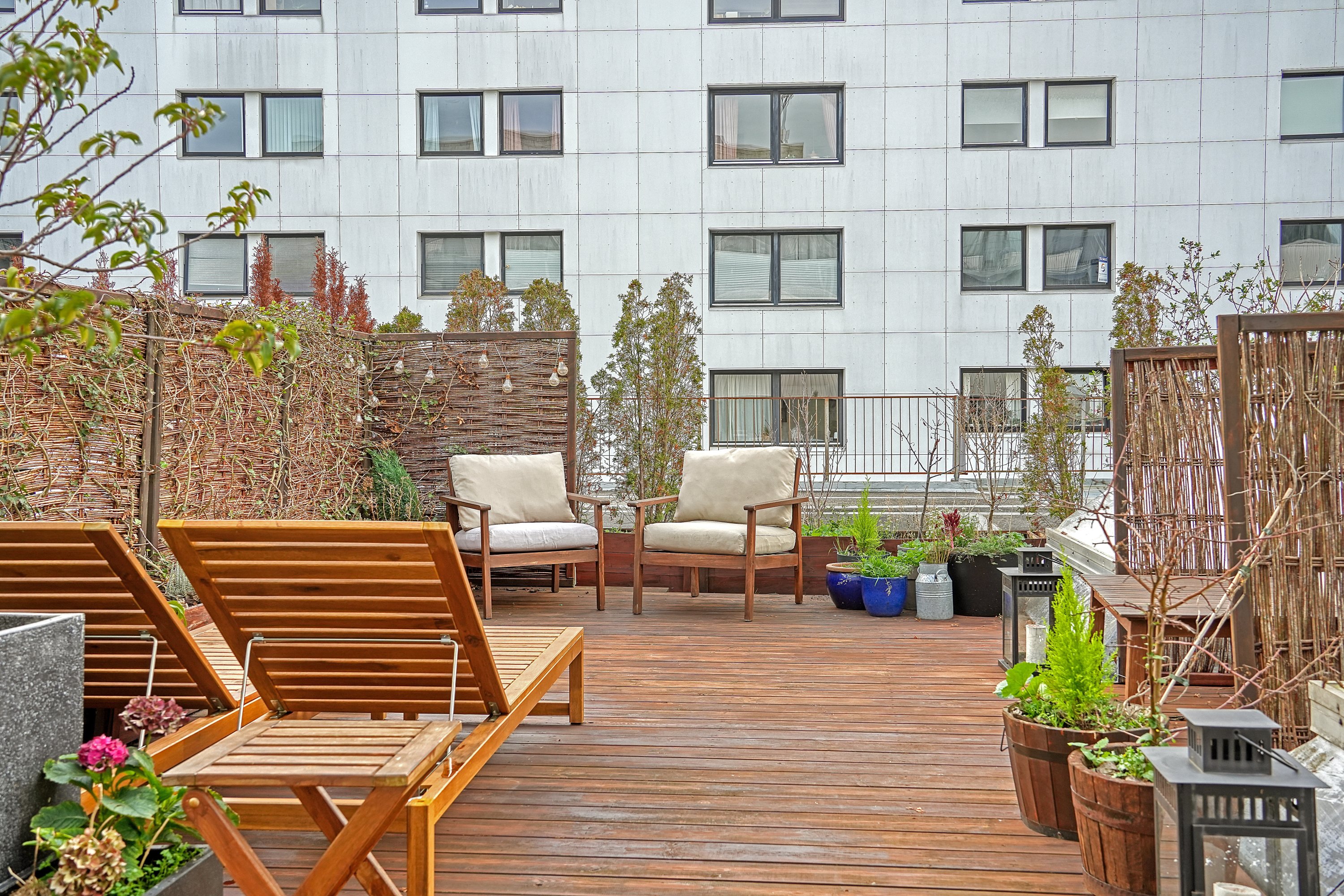 Fremhævet terrasse billede i fuldskærmstilstand. Billede af Søndre Fasanvej 90, 1. 111., 2500 Valby