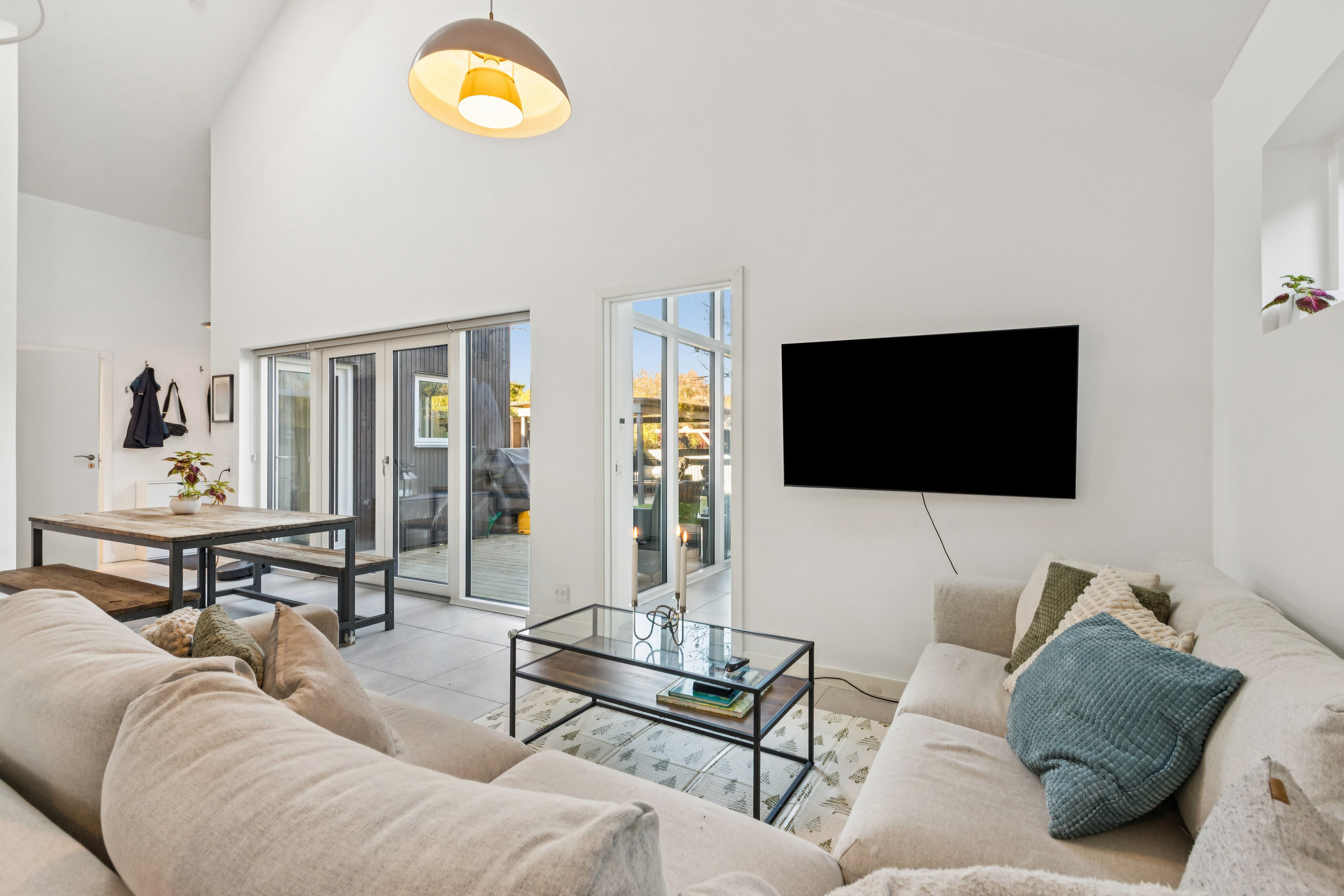 Fremhævet stue billede i fuldskærmstilstand. Billede af Azaleagangen 54, 2300 København S