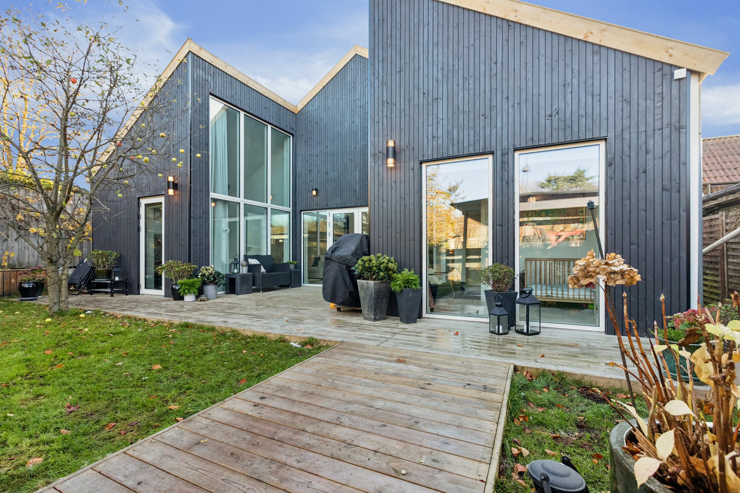 Miniaturebillede 1: terrasse. Billede af Azaleagangen 54, 2300 København S