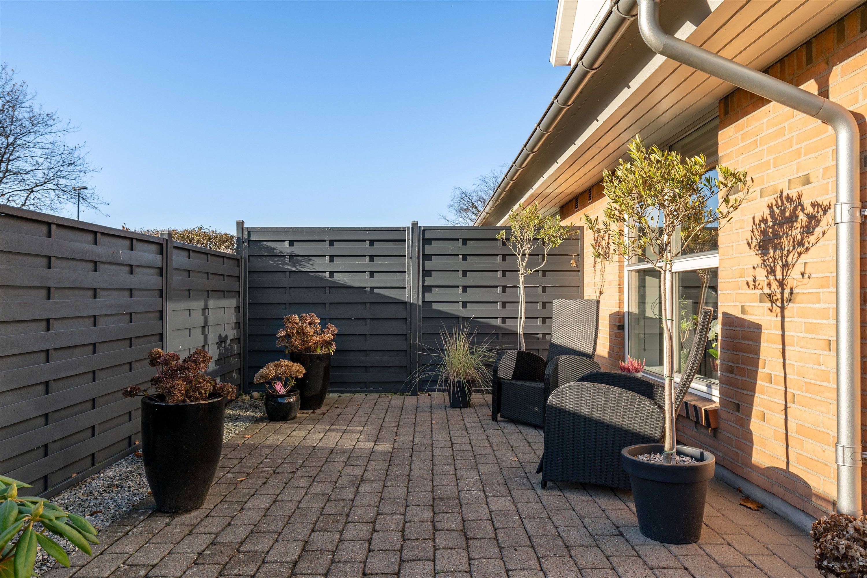 Fremhævet terrasse billede i fuldskærmstilstand. Billede af Bryndumvej 2, Tarp, 6715 Esbjerg N