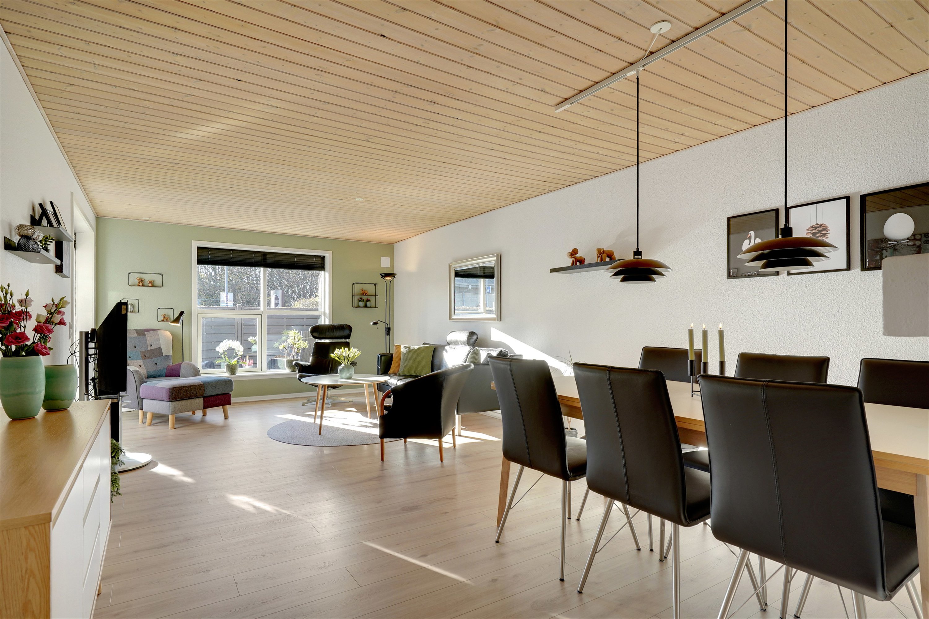 Fremhævet alrum billede i fuldskærmstilstand. Billede af Bryndumvej 2, Tarp, 6715 Esbjerg N