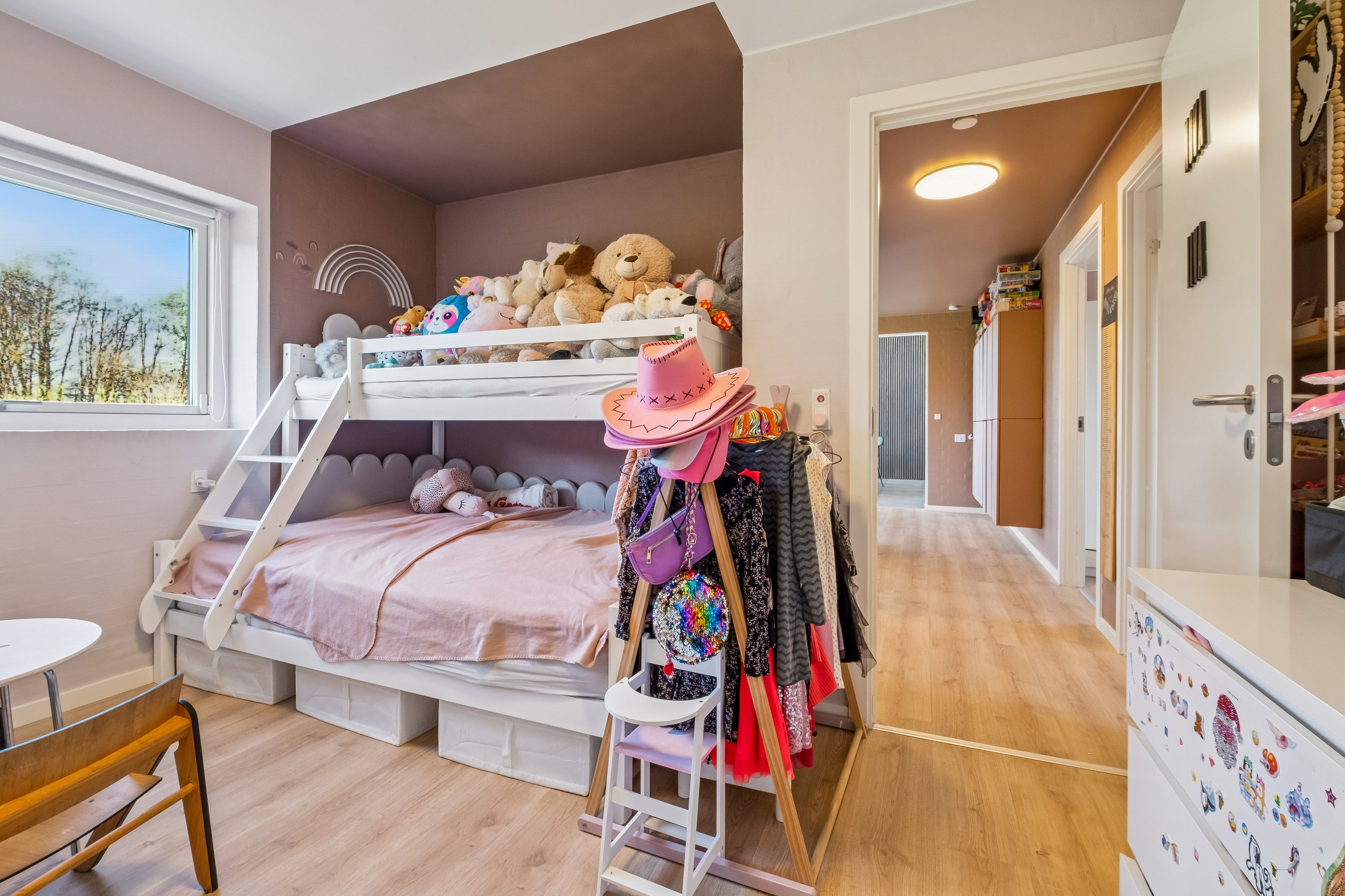 Fremhævet værelse billede i fuldskærmstilstand. Billede af Ørskovbæk Parken 21, 8732 Hovedgård