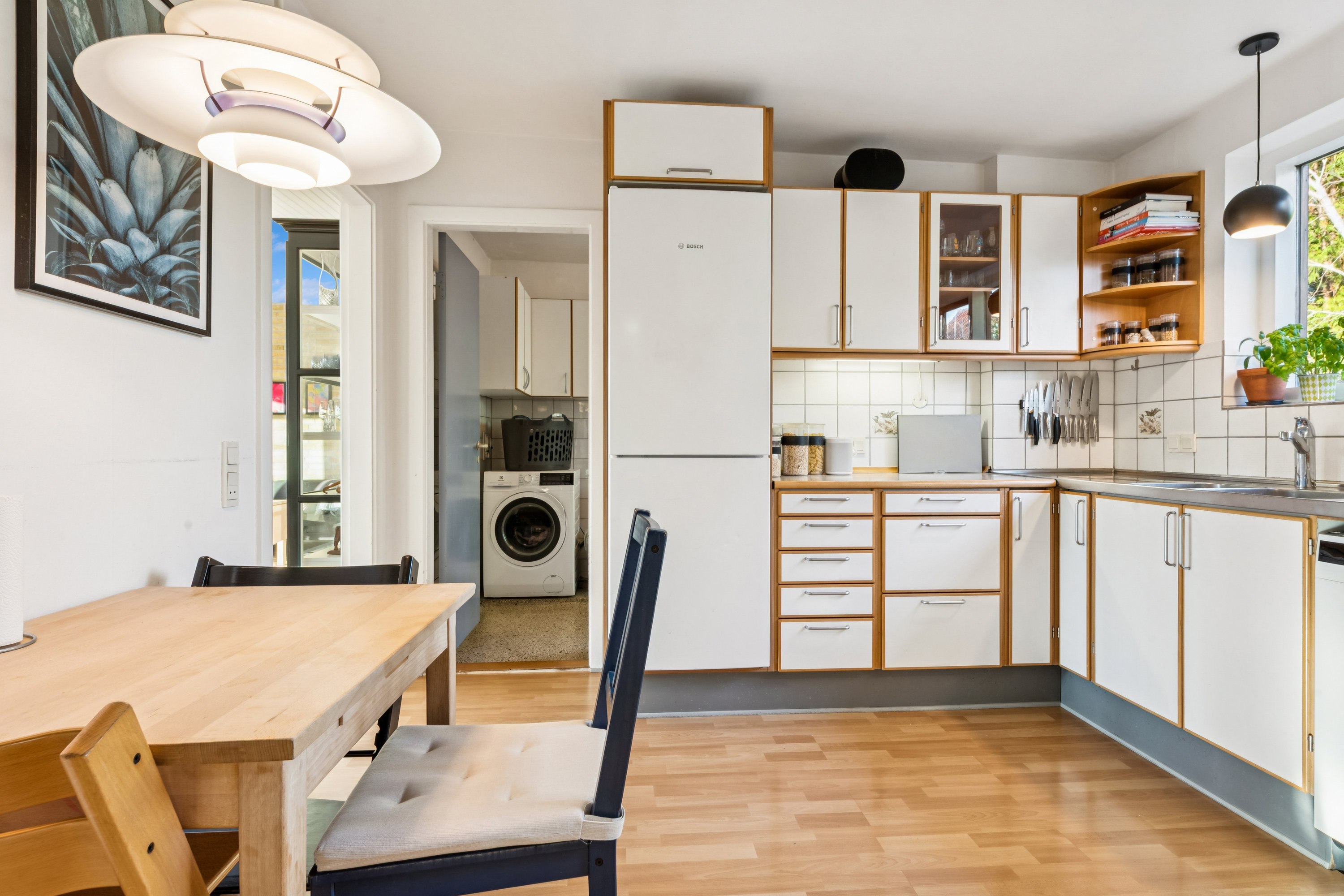 Fremhævet køkken billede i fuldskærmstilstand. Billede af Lundtoftevej 155A, 2800 Kongens Lyngby