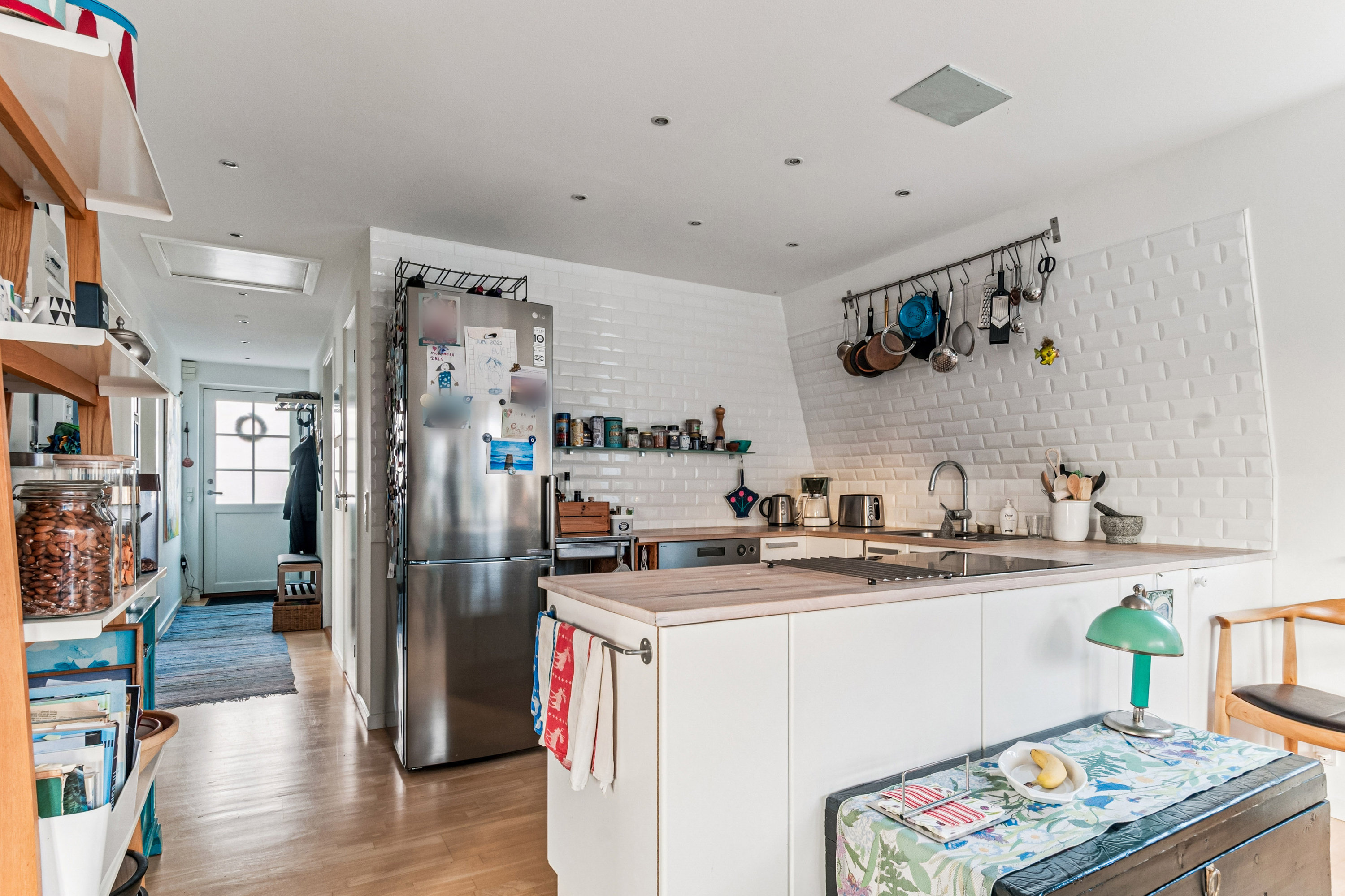 Fremhævet køkken billede i fuldskærmstilstand. Billede af Gulkløvervej 8, 1., 2400 København NV