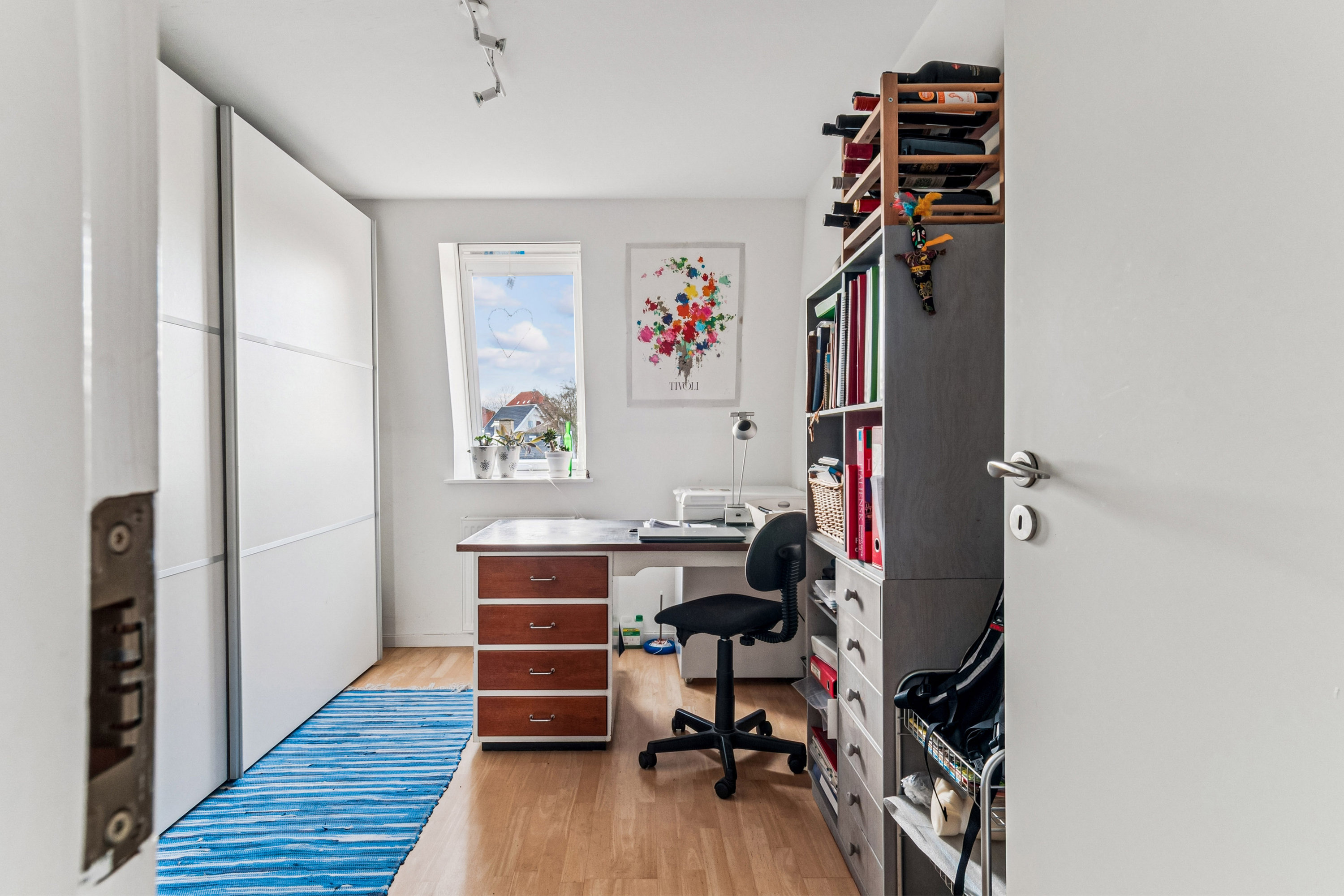 Fremhævet værelse billede i fuldskærmstilstand. Billede af Gulkløvervej 8, 1., 2400 København NV