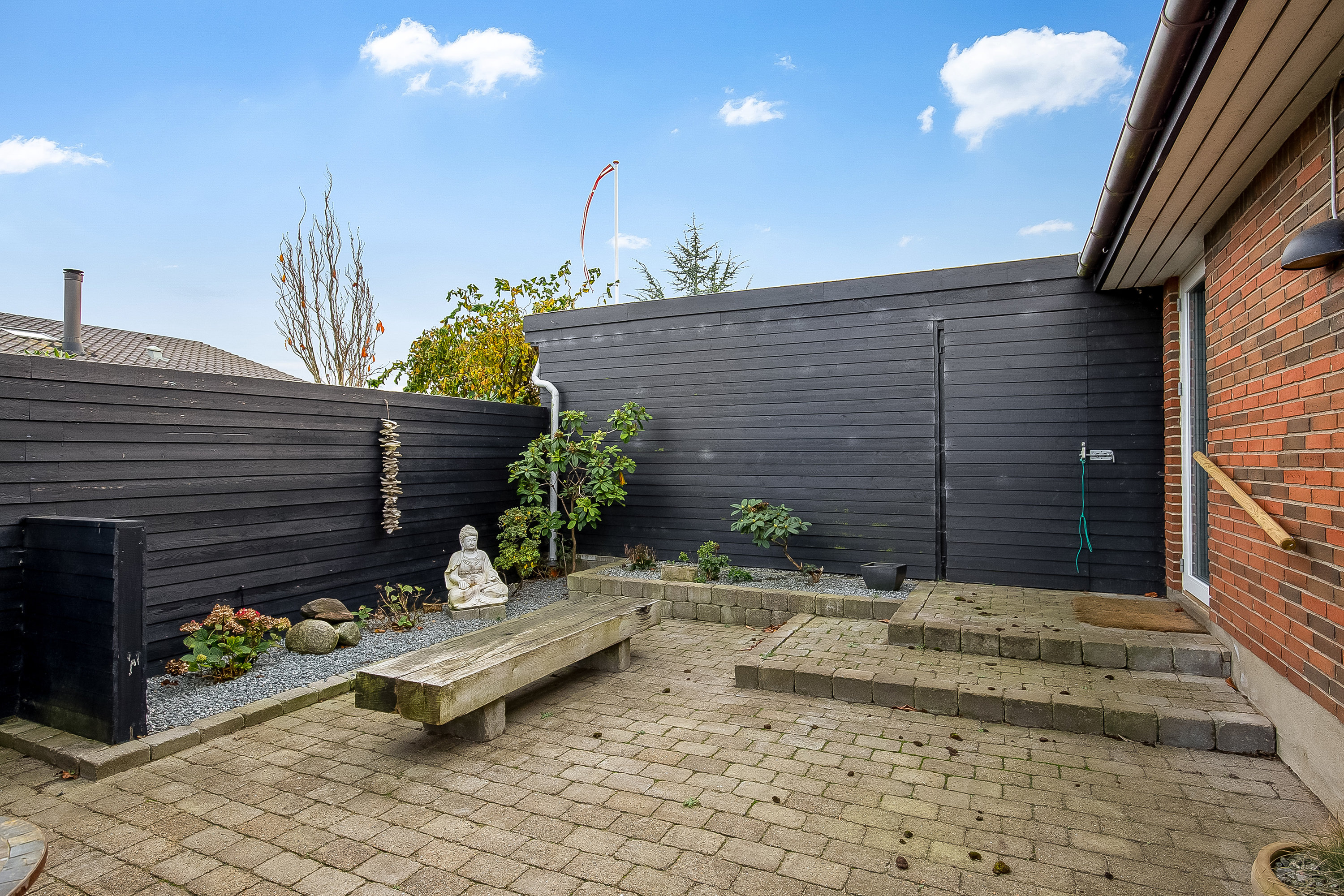 Fremhævet terrasse billede i fuldskærmstilstand. Billede af Dalsvinget 21, Erritsø, 7000 Fredericia