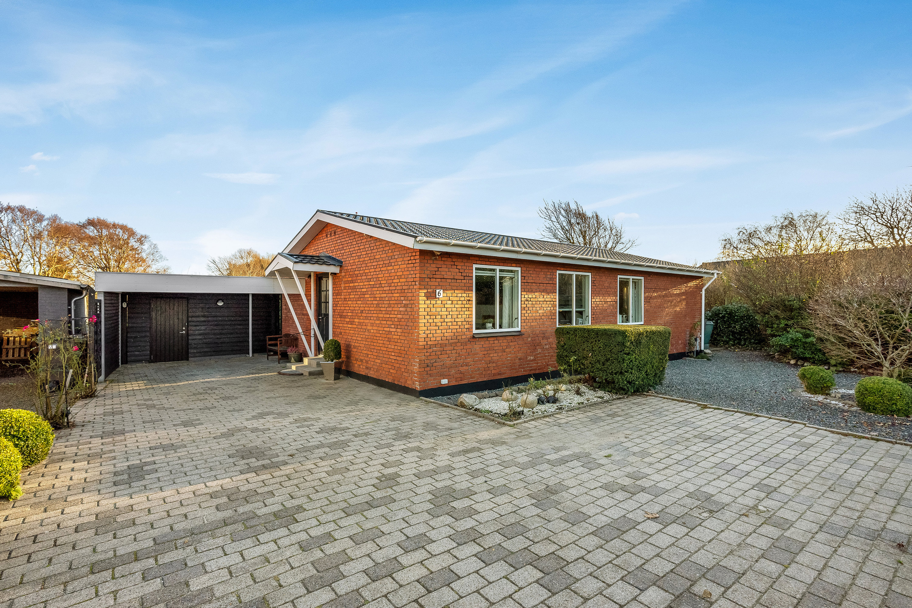 Fremhævet ejendommen billede i fuldskærmstilstand. Billede af Holstebrovej 6, Rindum, 6950 Ringkøbing