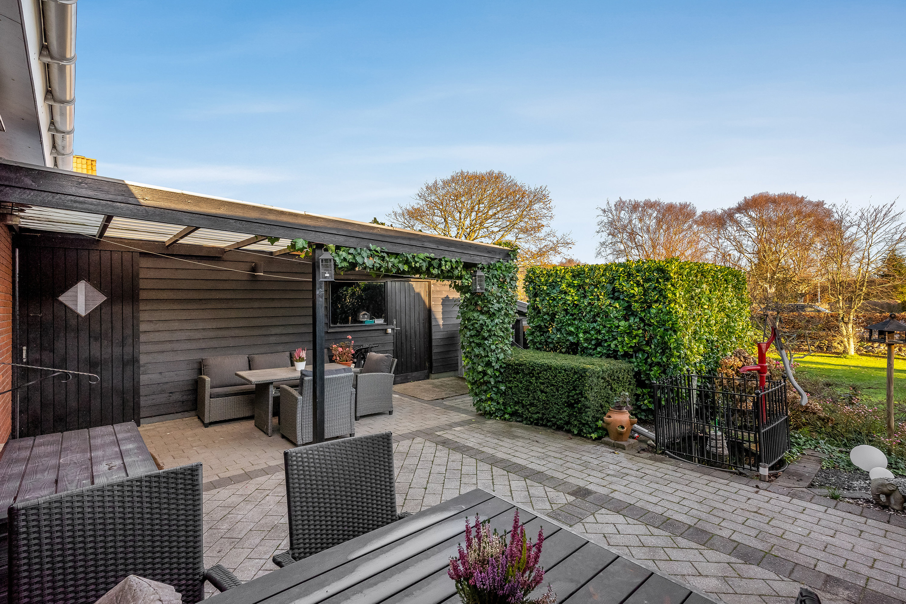 Fremhævet terrasse billede i fuldskærmstilstand. Billede af Holstebrovej 6, Rindum, 6950 Ringkøbing