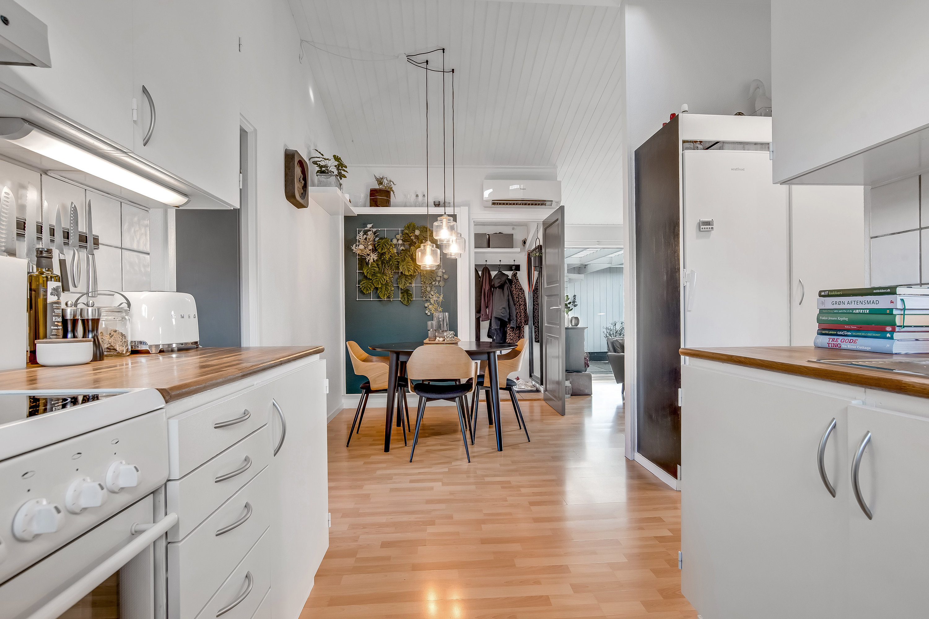 Fremhævet køkken alrum billede i fuldskærmstilstand. Billede af Fabersvej 80, 7500 Holstebro