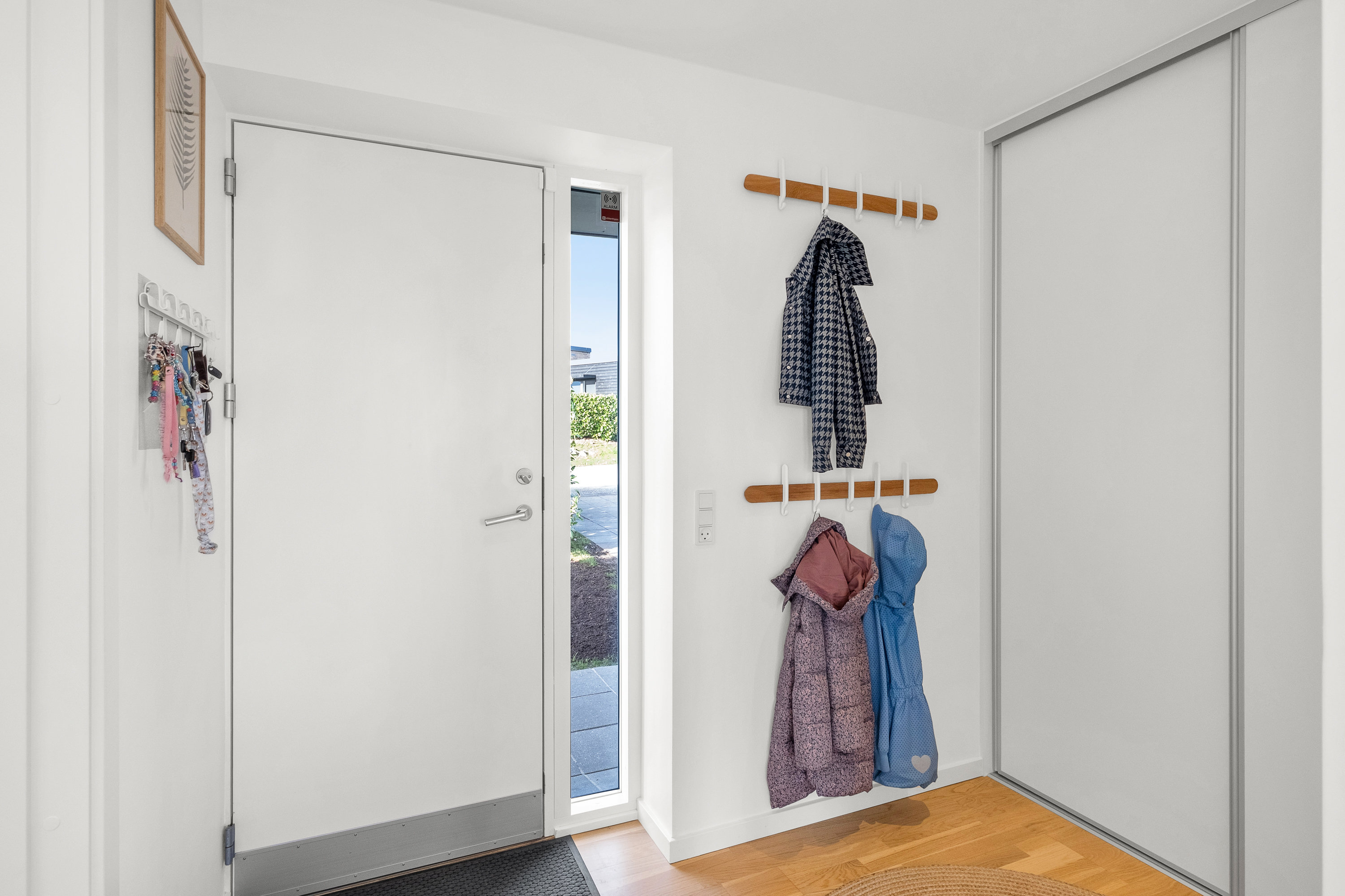 Fremhævet gang billede i fuldskærmstilstand. Billede af Hybenhaven 14, 8520 Lystrup