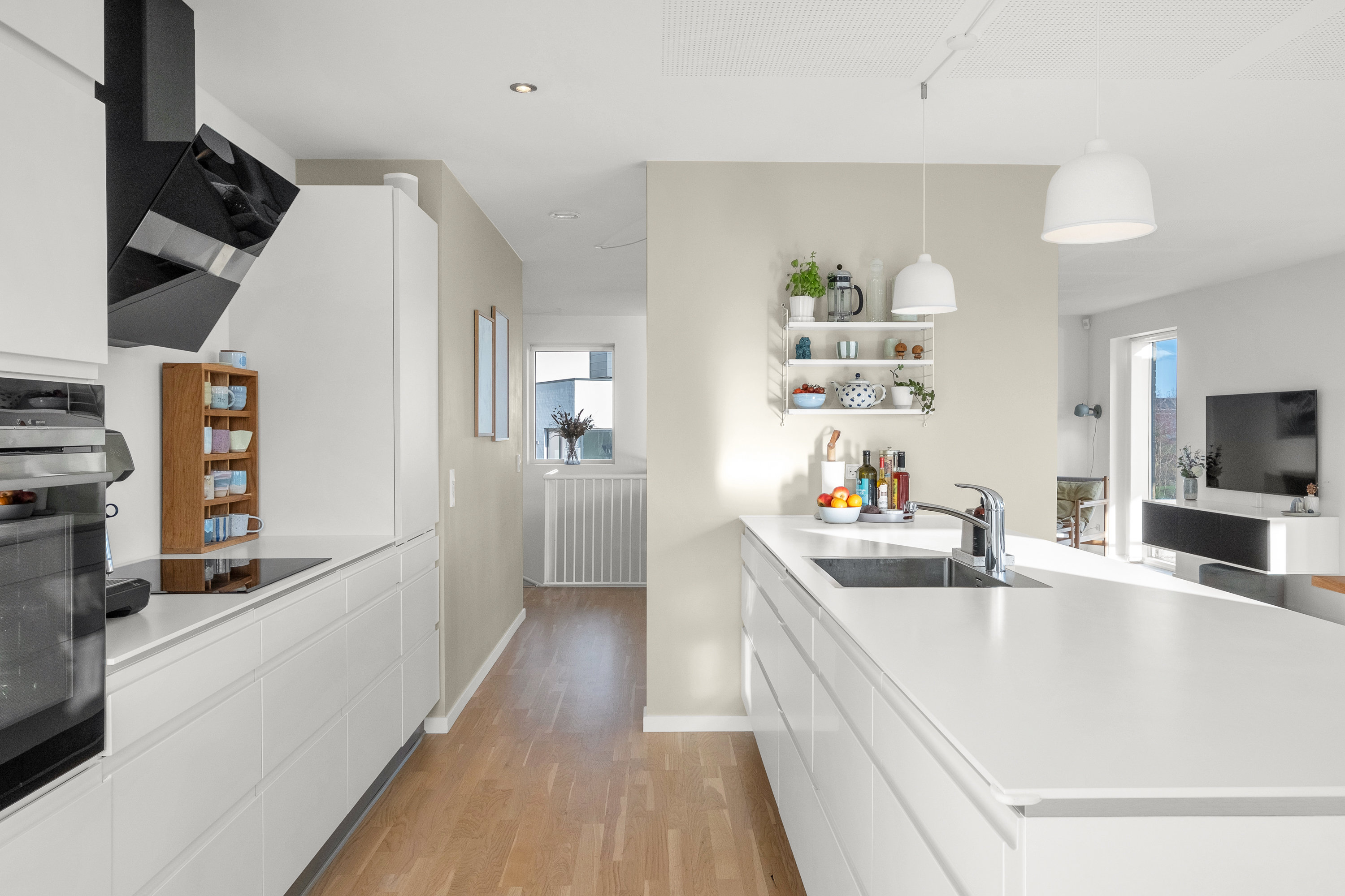 Fremhævet køkken billede i fuldskærmstilstand. Billede af Hybenhaven 14, 8520 Lystrup