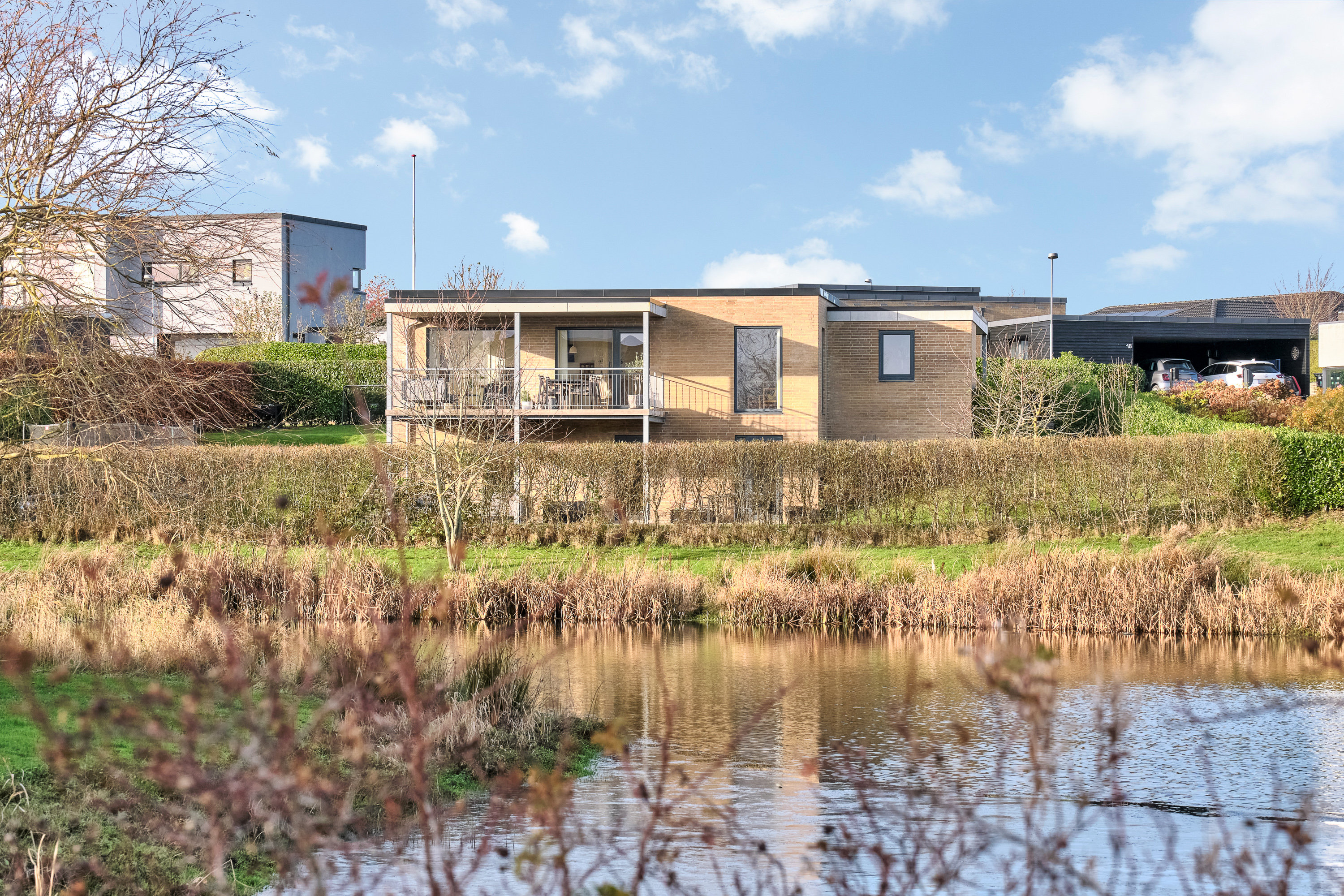 Fremhævet facade billede i fuldskærmstilstand. Billede af Hybenhaven 14, 8520 Lystrup