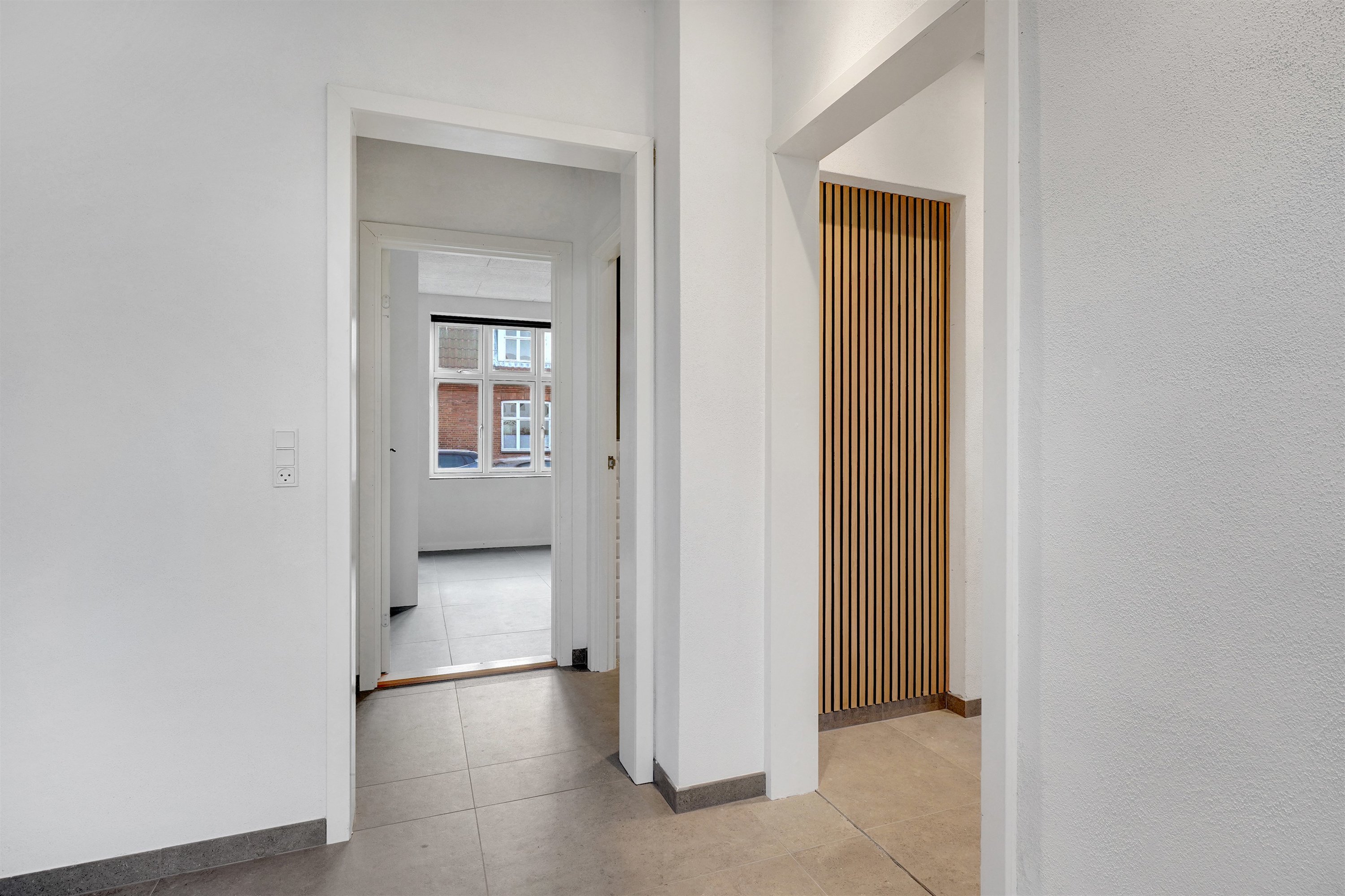 Fremhævet gang billede i fuldskærmstilstand. Billede af Bjarkesgade 11A, 6700 Esbjerg