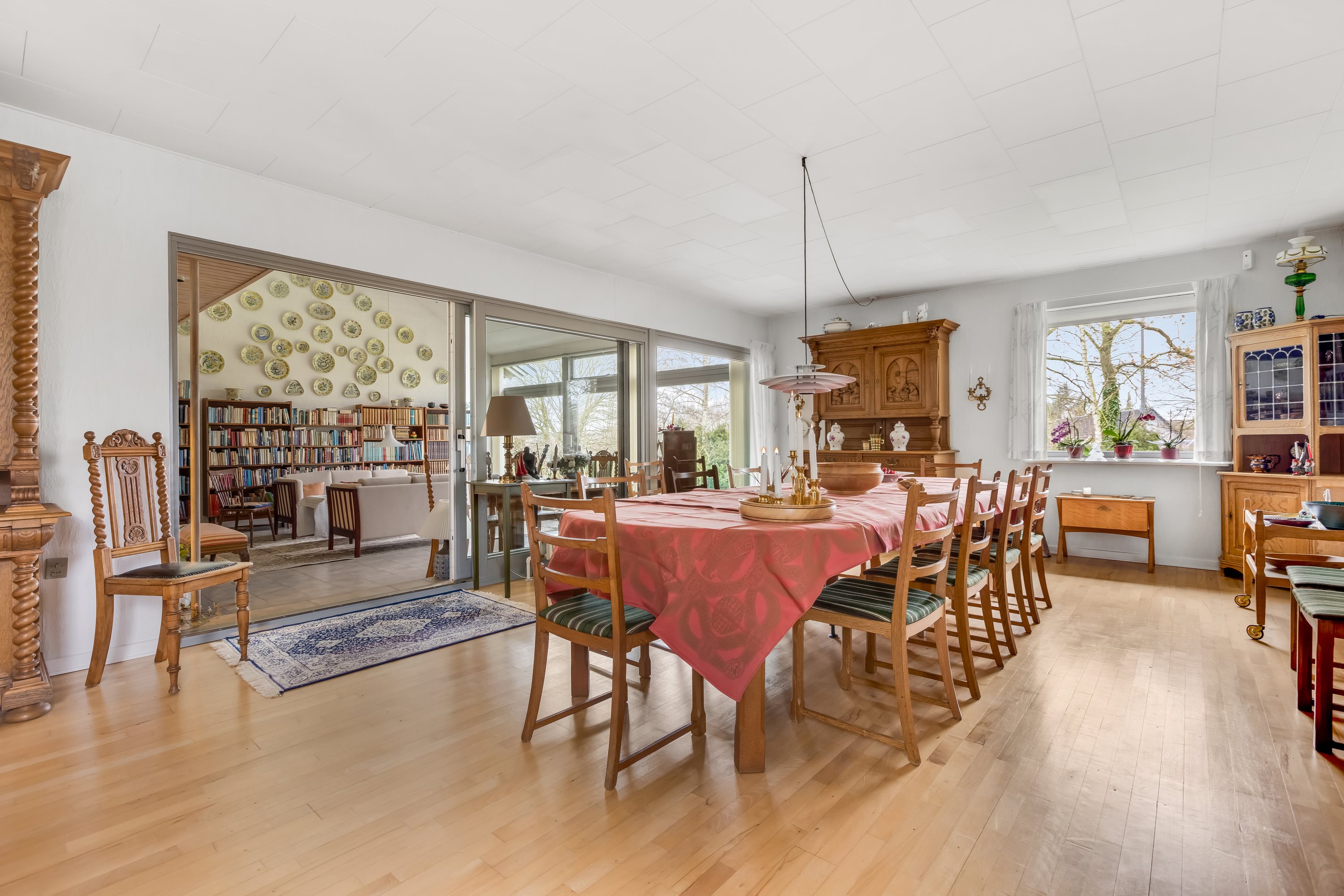 Fremhævet stue billede i fuldskærmstilstand. Billede af Kildebæksvej 20, Vetterslev, 4100 Ringsted