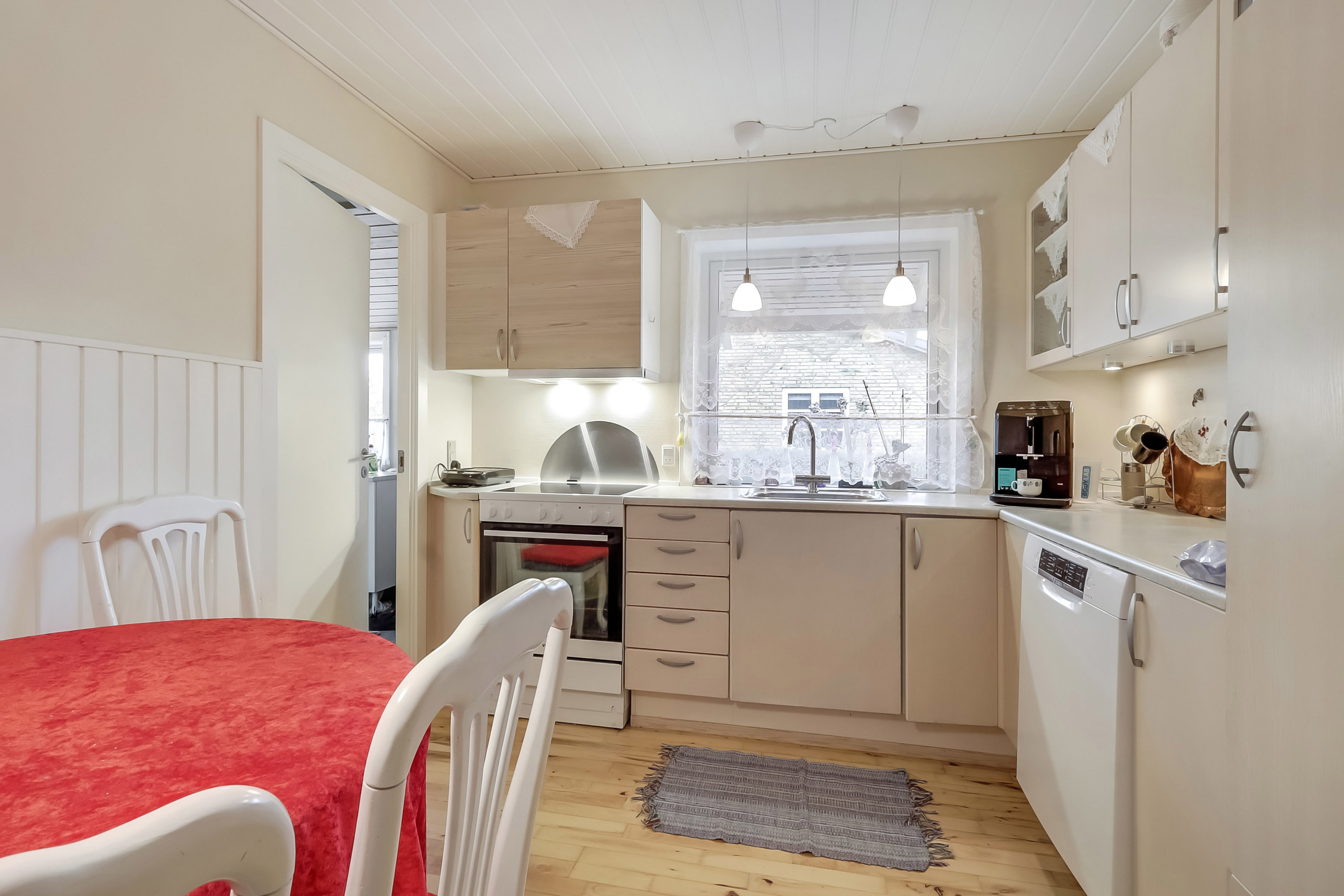 Miniaturebillede 2: køkken. Billede af Walkendorffsvej 29, Tved, 5700 Svendborg