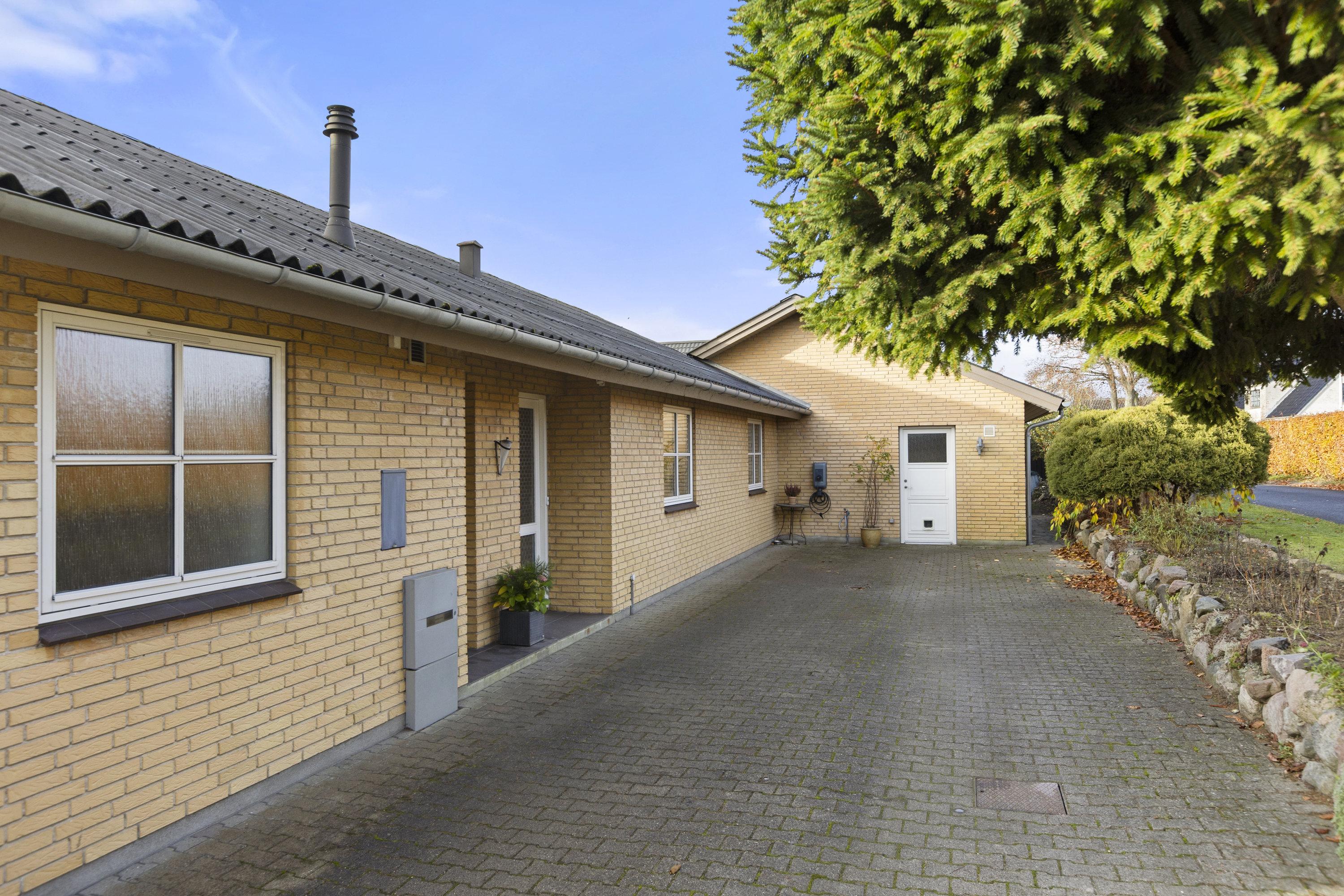 Villa: Ejendommen på Smedevænget 2, Høm, 4100 Ringsted