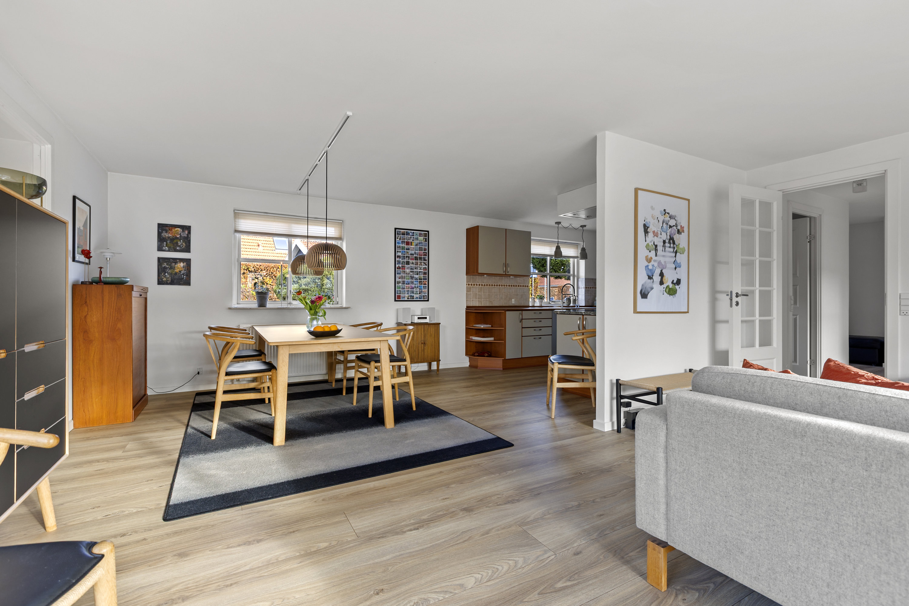 Fremhævet stue billede i fuldskærmstilstand. Billede af Smedevænget 2, Høm, 4100 Ringsted