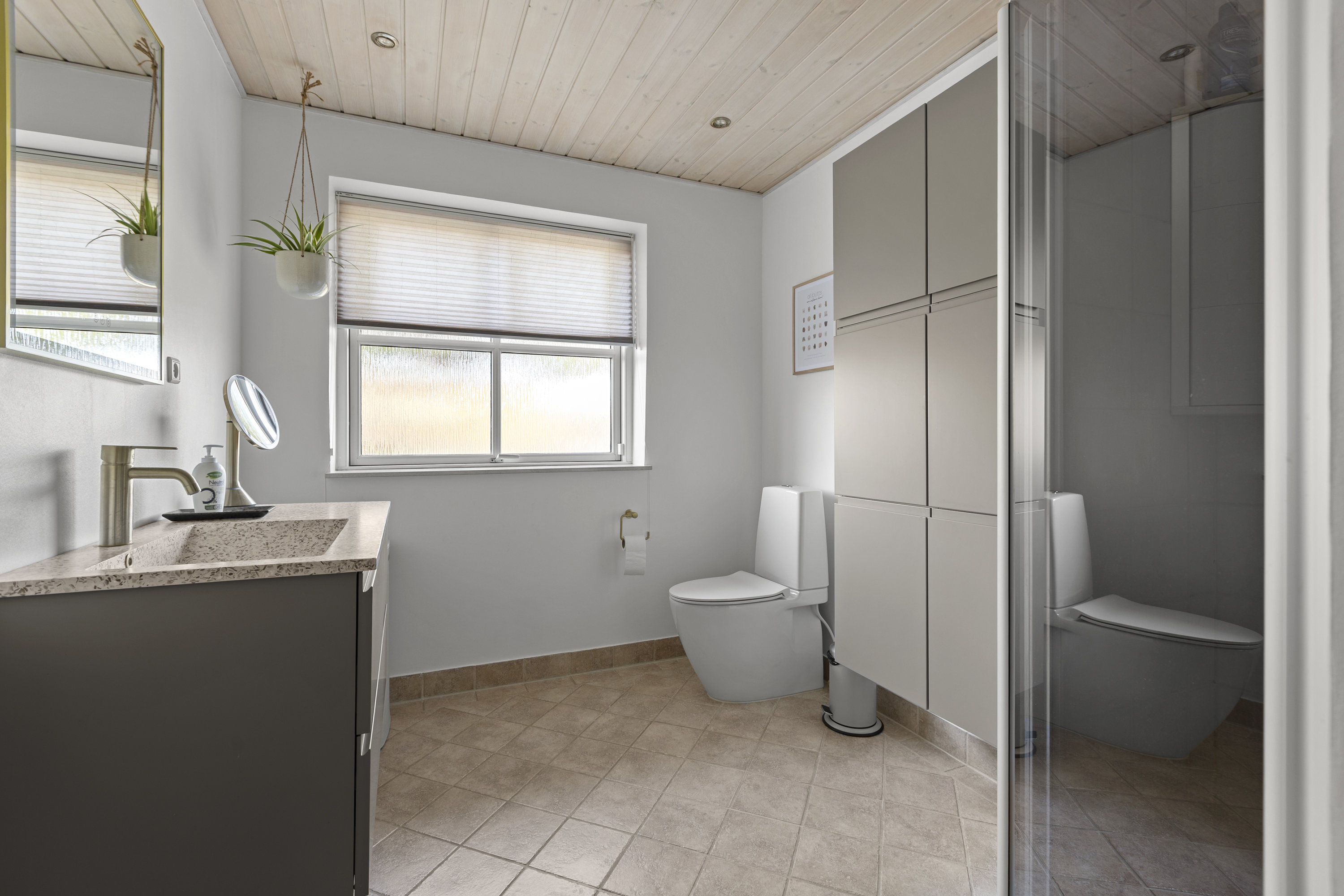 Fremhævet badeværelse billede i fuldskærmstilstand. Billede af Smedevænget 2, Høm, 4100 Ringsted