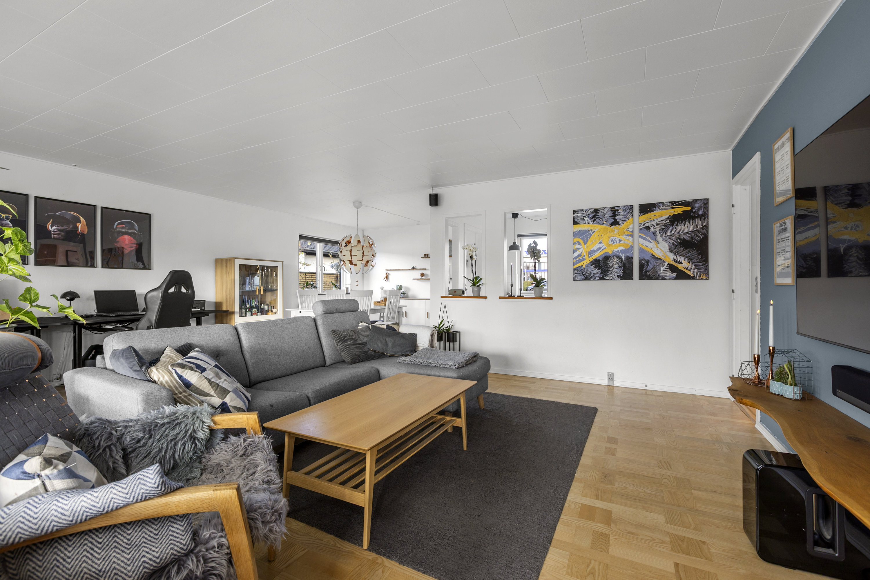 Fremhævet stue billede i fuldskærmstilstand. Billede af Vibevej 34, 4100 Ringsted