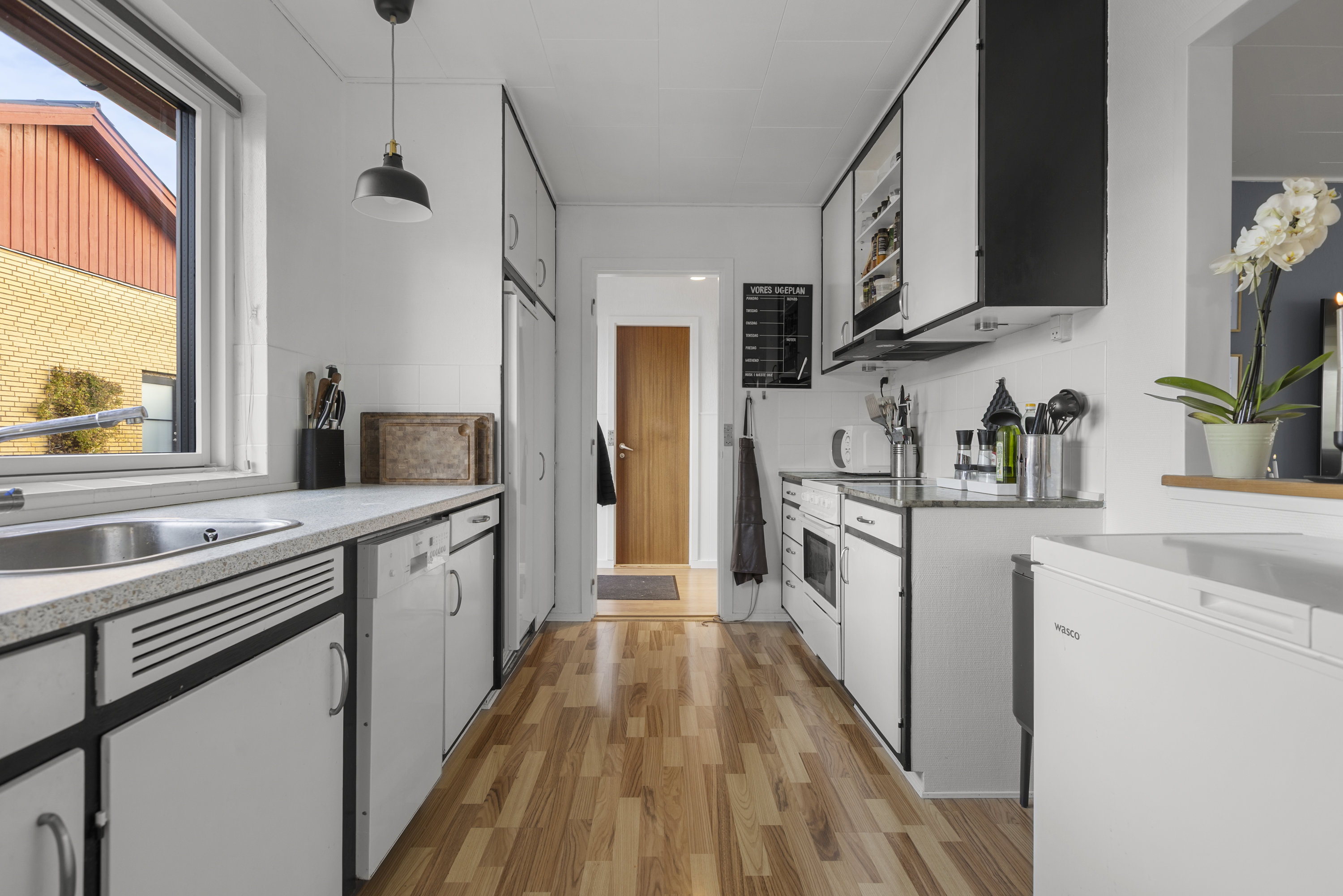 Fremhævet køkken billede i fuldskærmstilstand. Billede af Vibevej 34, 4100 Ringsted