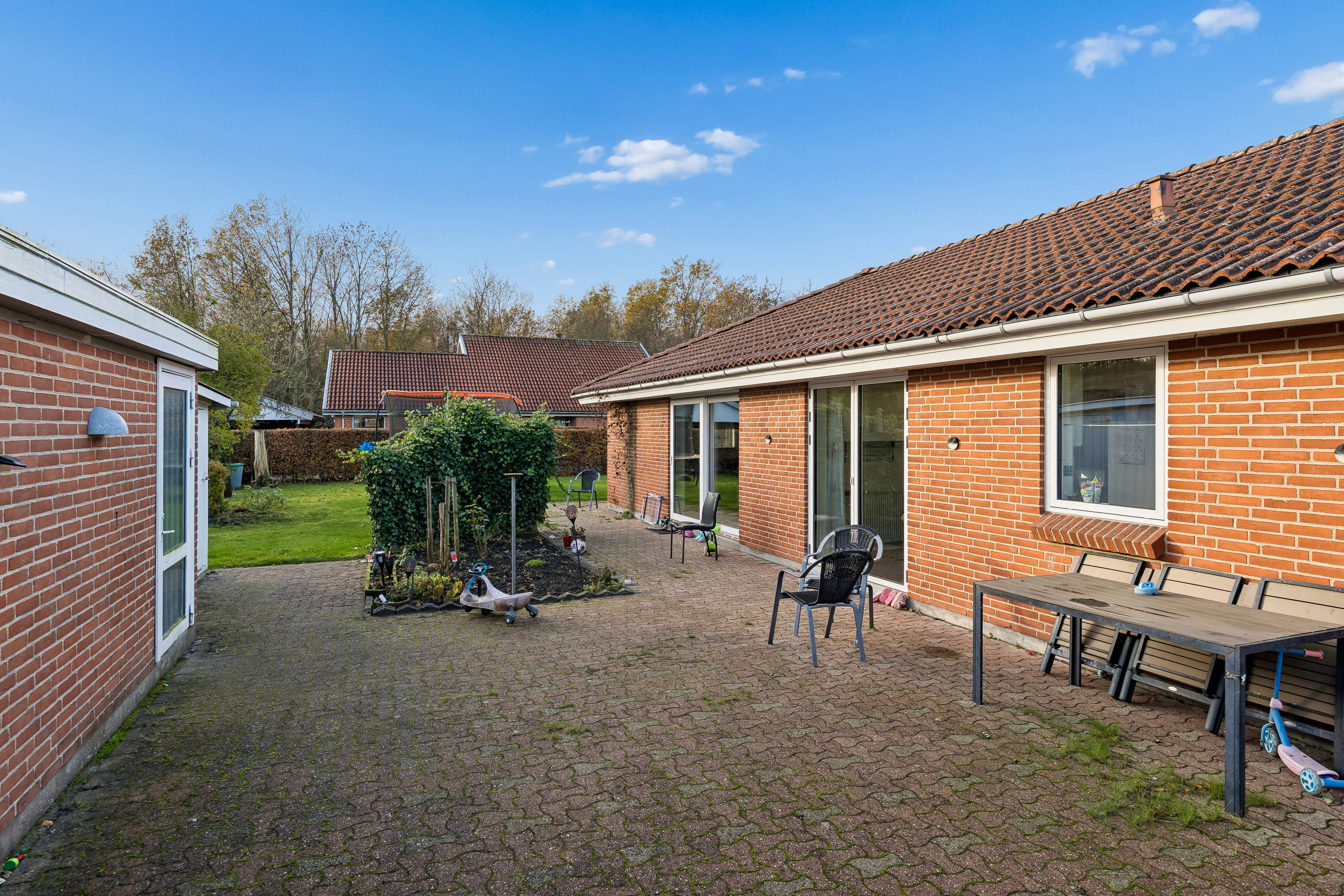 Fremhævet terrasse billede i fuldskærmstilstand. Billede af Moseparken 68, 8722 Hedensted