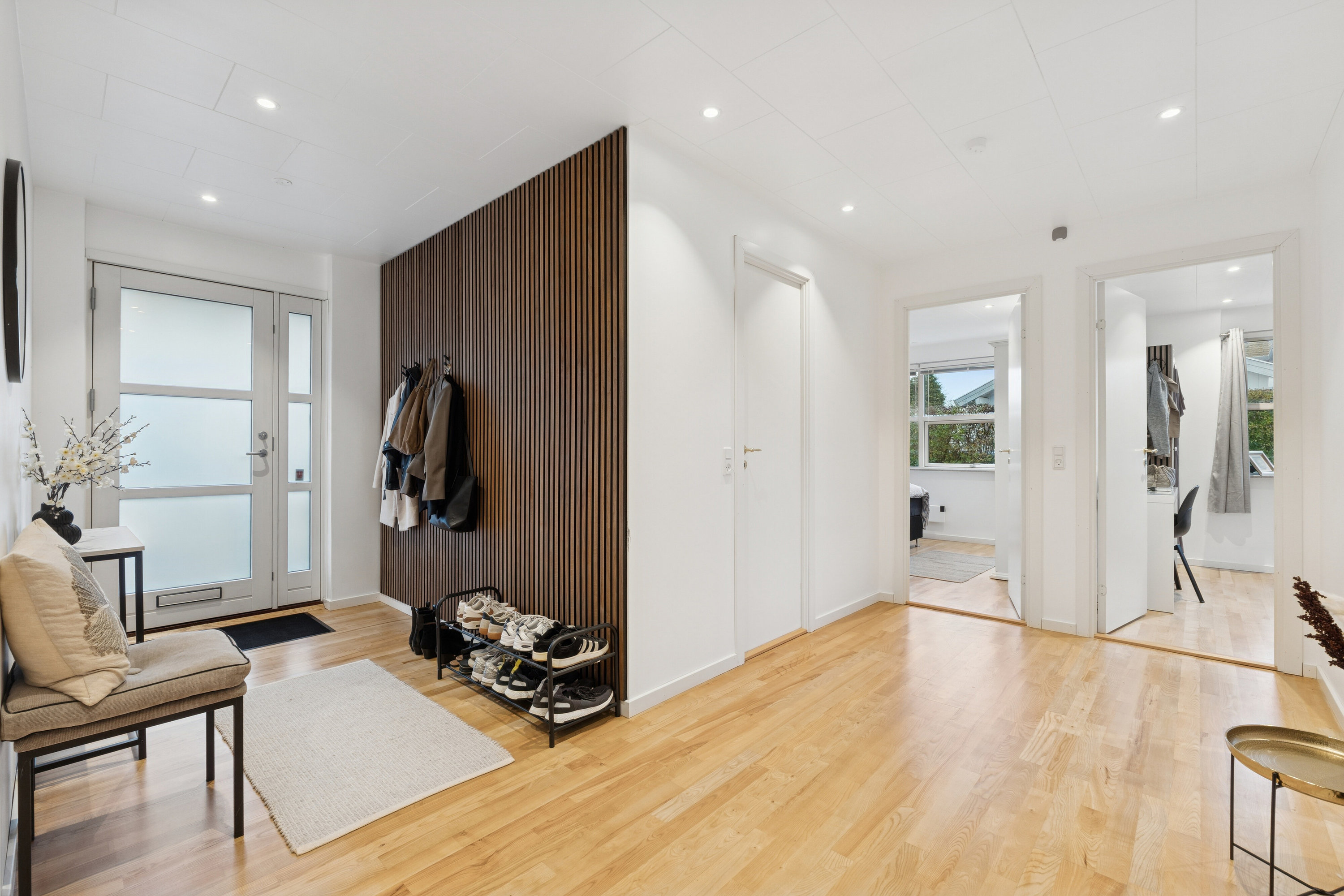 Fremhævet entré billede i fuldskærmstilstand. Billede af Bøgehaven 4, 2980 Kokkedal