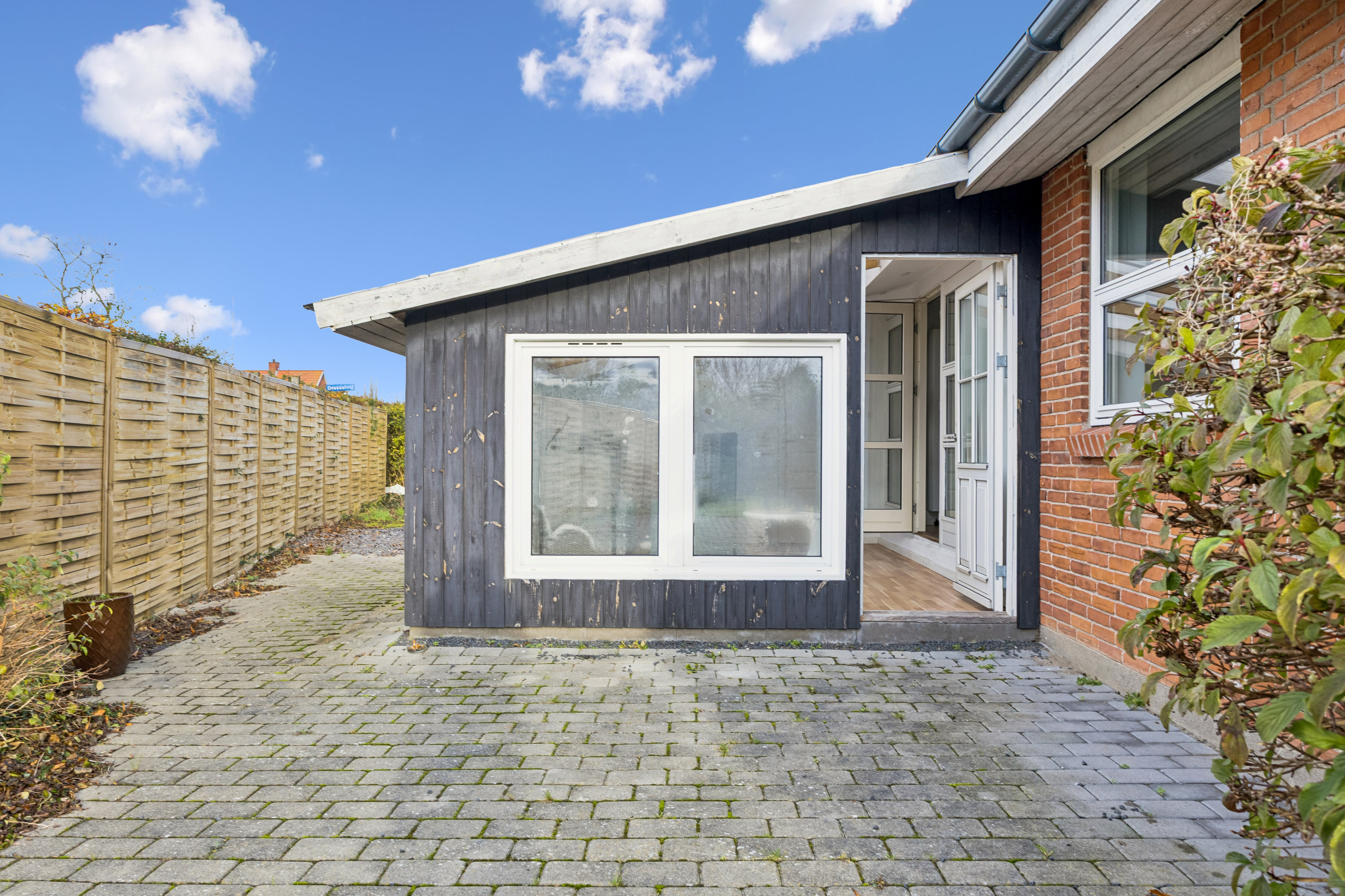 Fremhævet andet billede i fuldskærmstilstand. Billede af Drosselvej 2, 4270 Høng