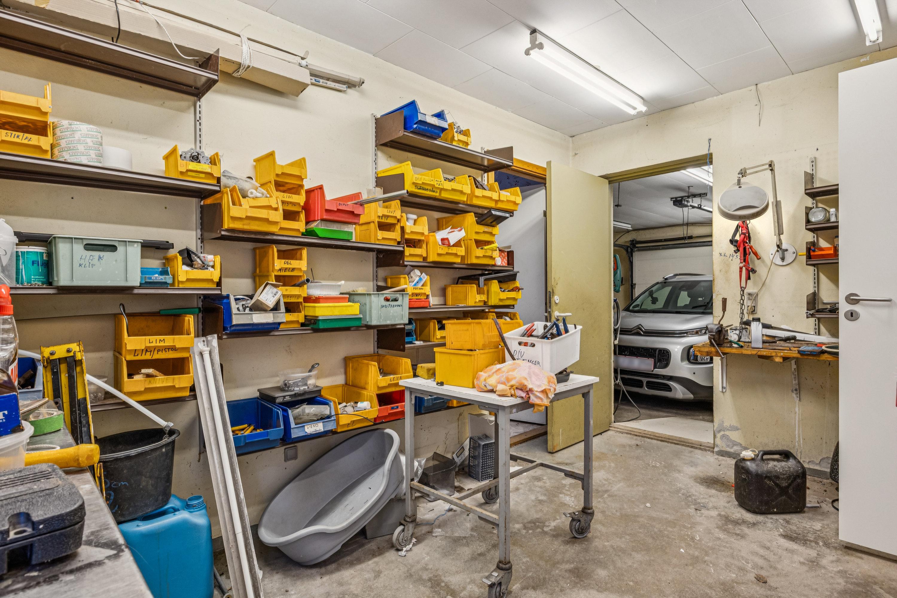 Fremhævet værksted billede i fuldskærmstilstand. Billede af Dyssevej 1, Sæby, 4270 Høng