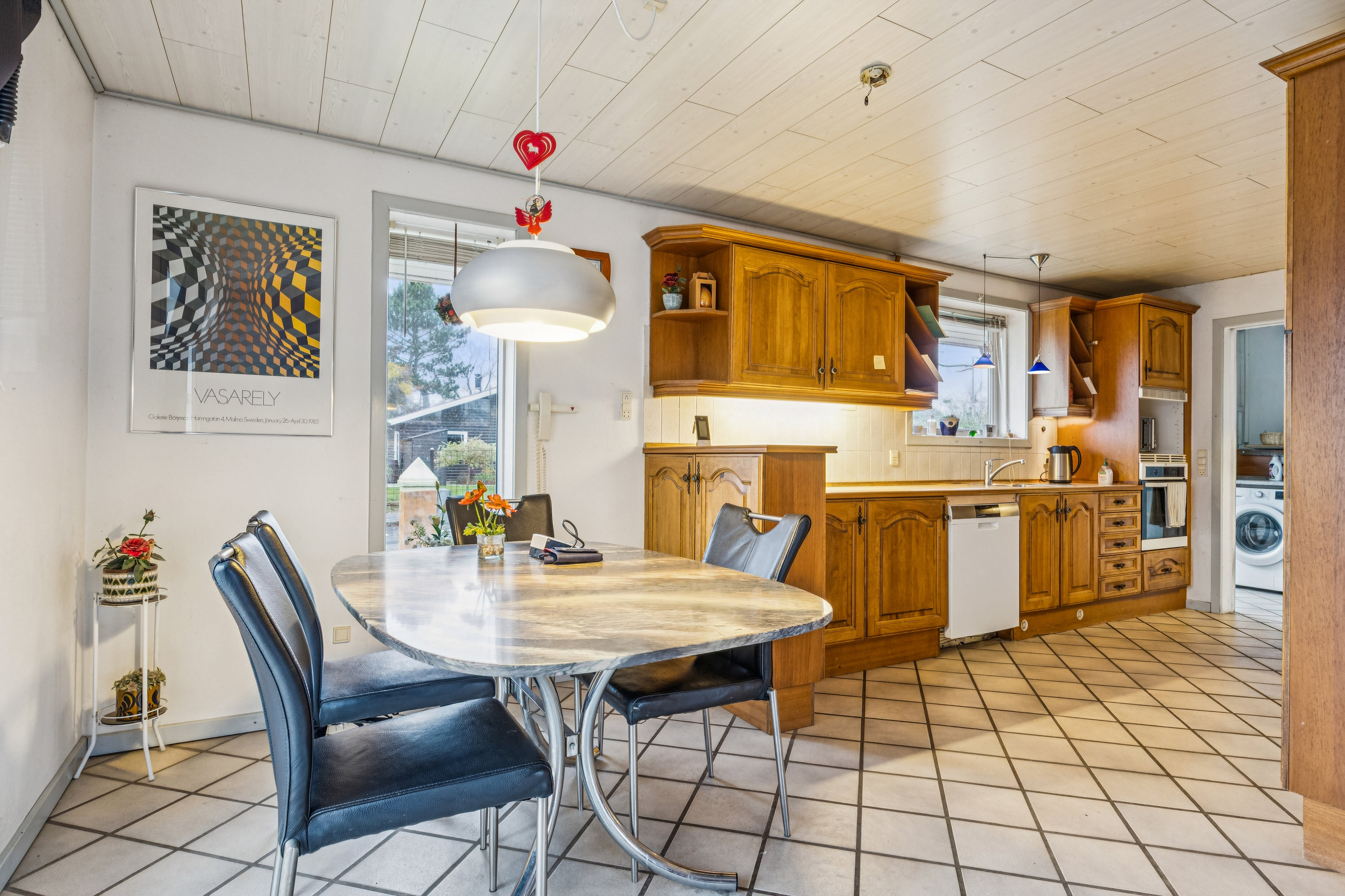 Fremhævet køkken billede i fuldskærmstilstand. Billede af Dyssevej 1, Sæby, 4270 Høng