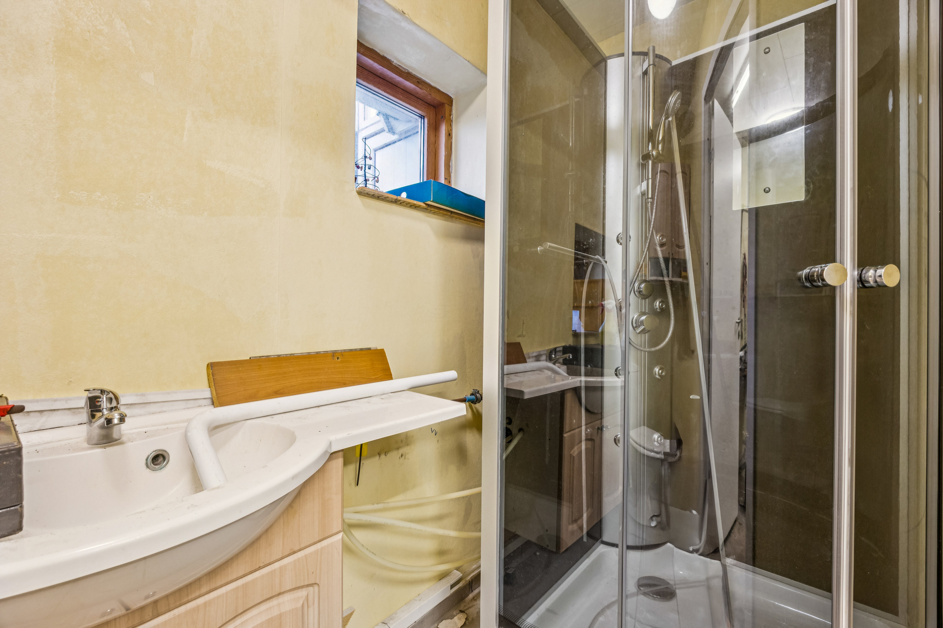 Fremhævet badeværelse billede i fuldskærmstilstand. Billede af Dyssevej 1, Sæby, 4270 Høng