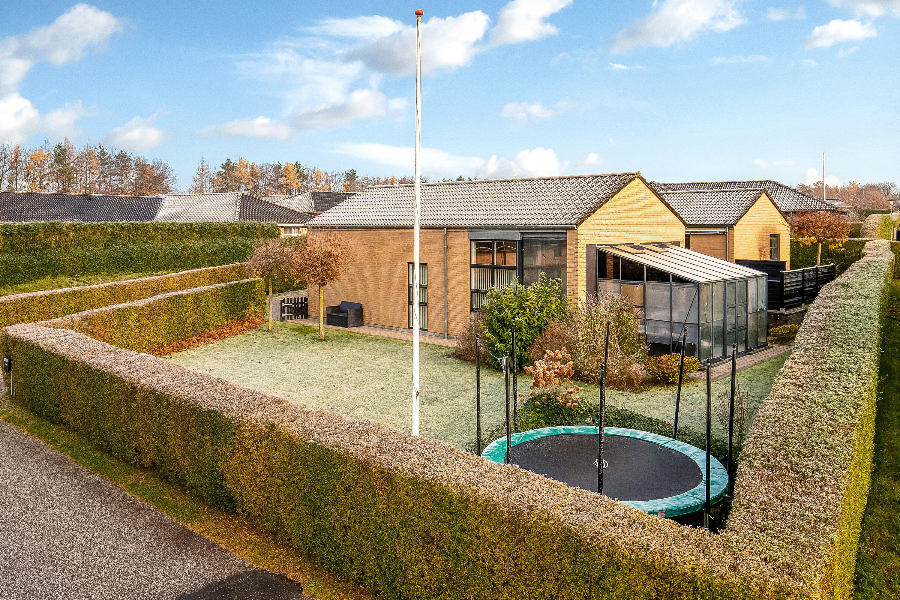 Fremhævet mastefoto billede i fuldskærmstilstand. Billede af Bakkedraget 79, Vester Nebel, 6040 Egtved