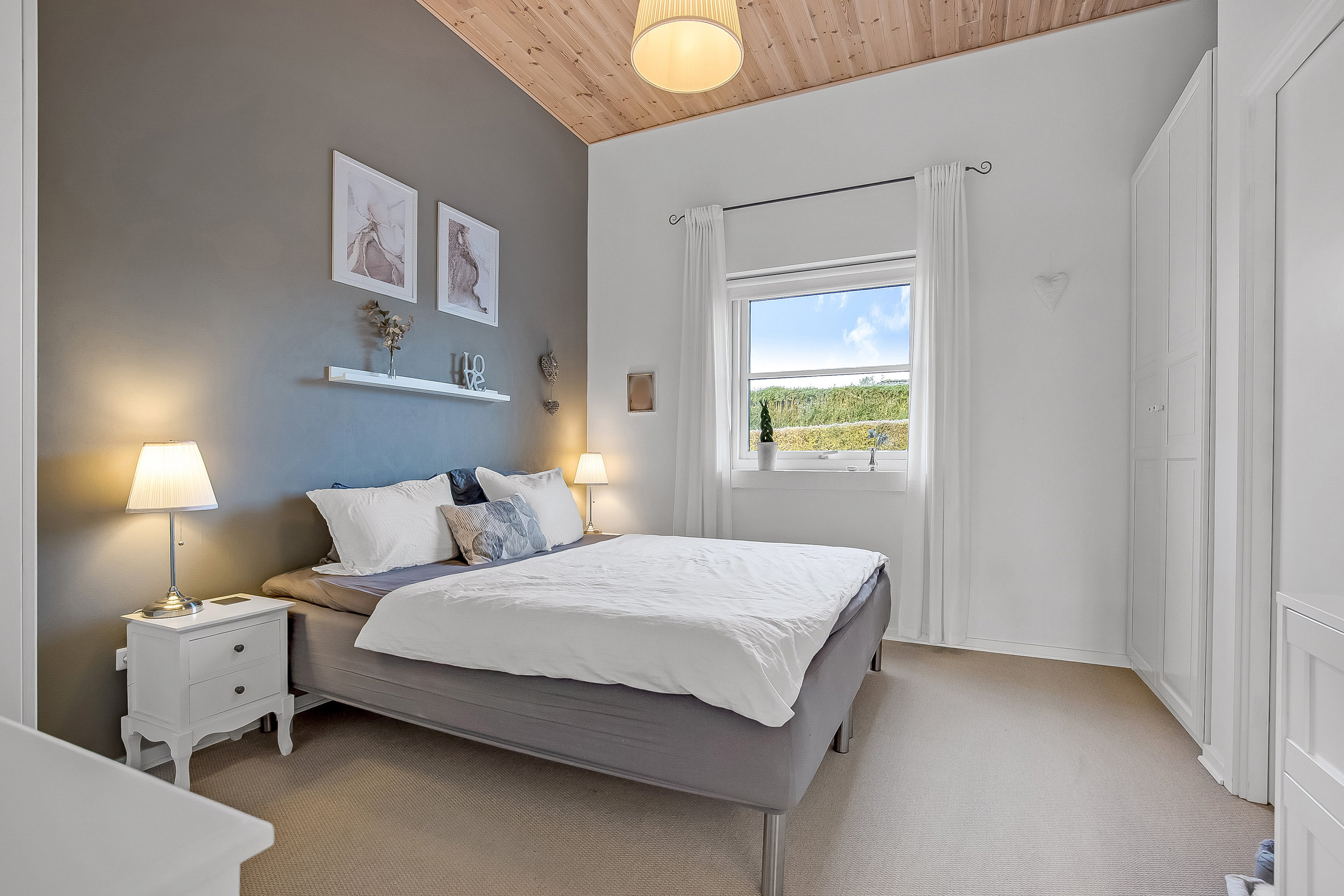 Fremhævet soveværelse billede i fuldskærmstilstand. Billede af Bakkedraget 79, Vester Nebel, 6040 Egtved