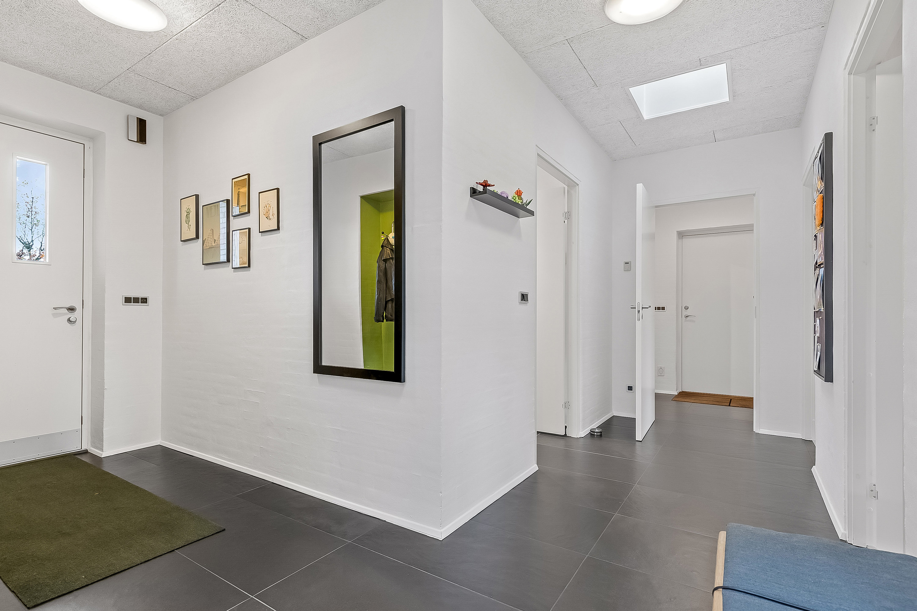 Fremhævet entré billede i fuldskærmstilstand. Billede af Stenagervænget 8, 7100 Vejle