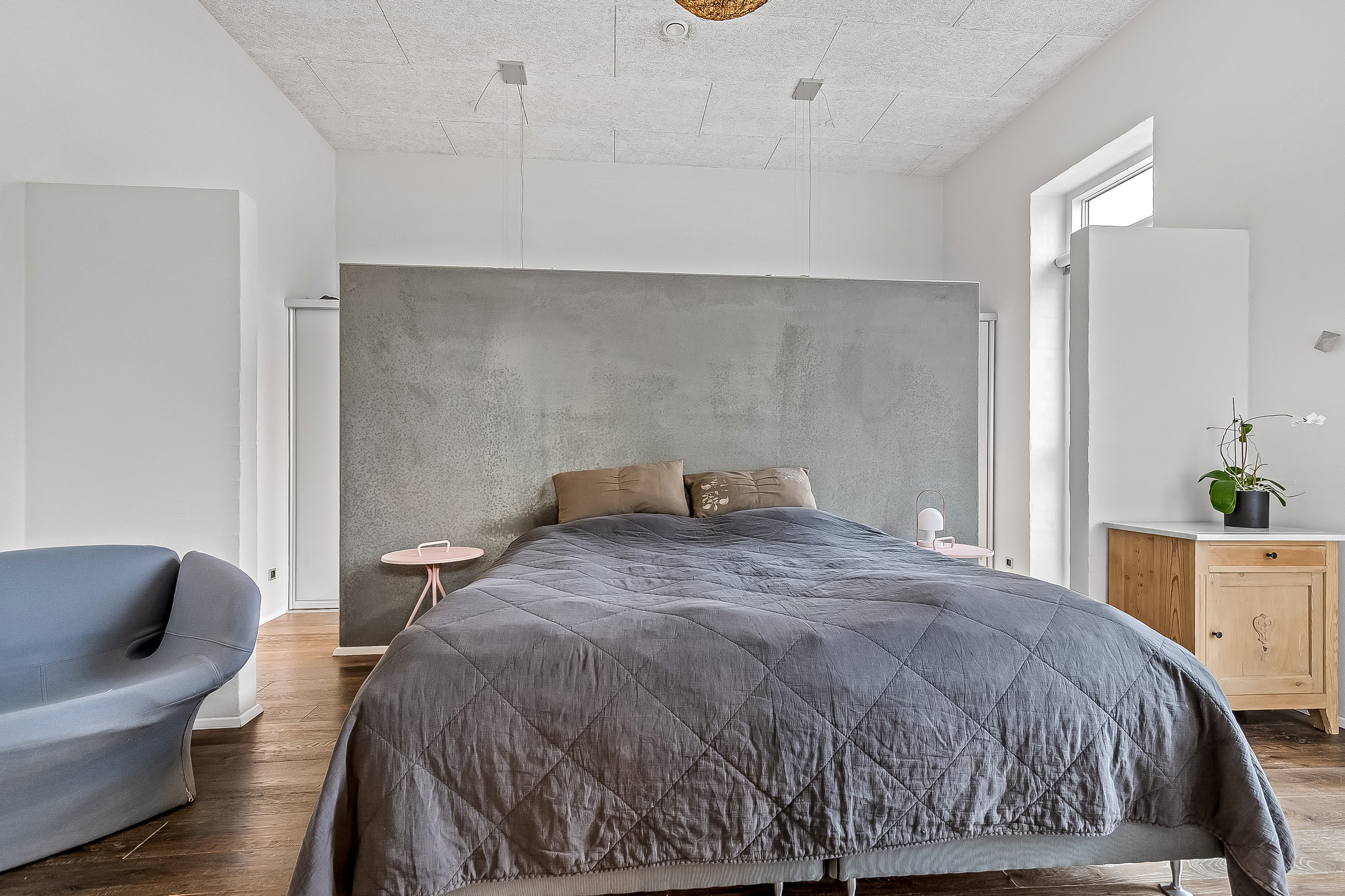 Fremhævet soveværelse billede i fuldskærmstilstand. Billede af Stenagervænget 8, 7100 Vejle