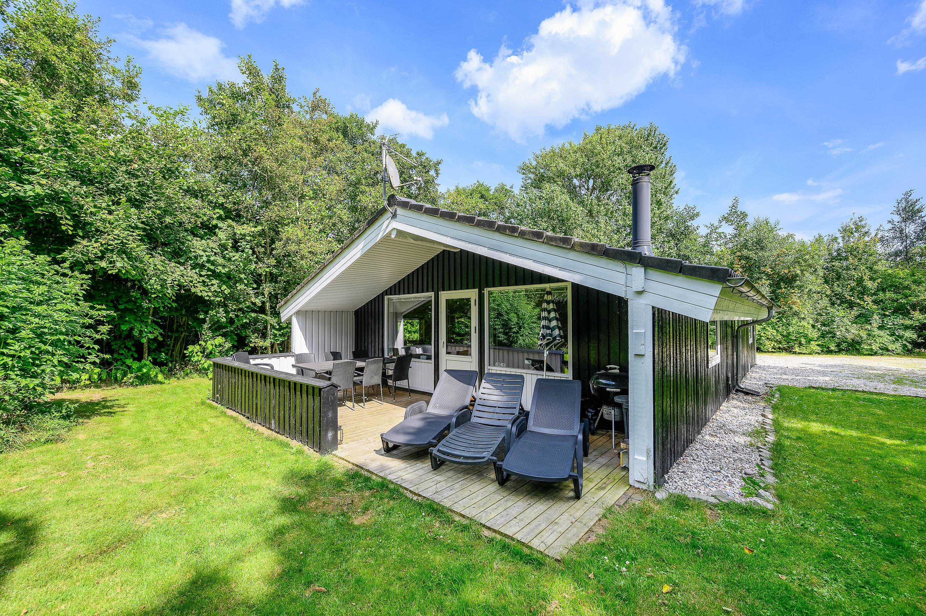 Fremhævet  billede i fuldskærmstilstand. Billede af Risbjergvej 11, Lodbj Hede, 6950 Ringkøbing