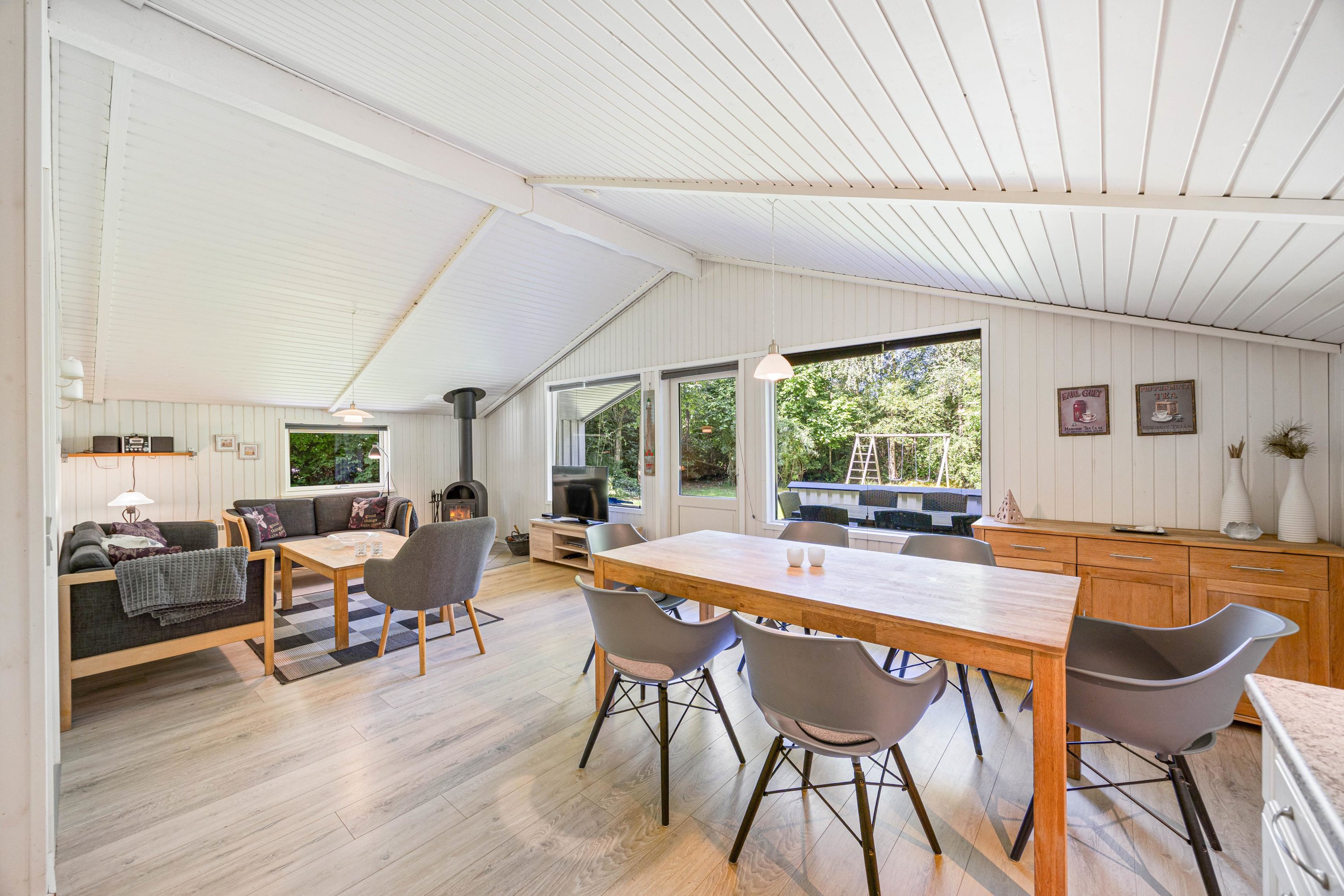 Fremhævet  billede i fuldskærmstilstand. Billede af Risbjergvej 11, Lodbj Hede, 6950 Ringkøbing