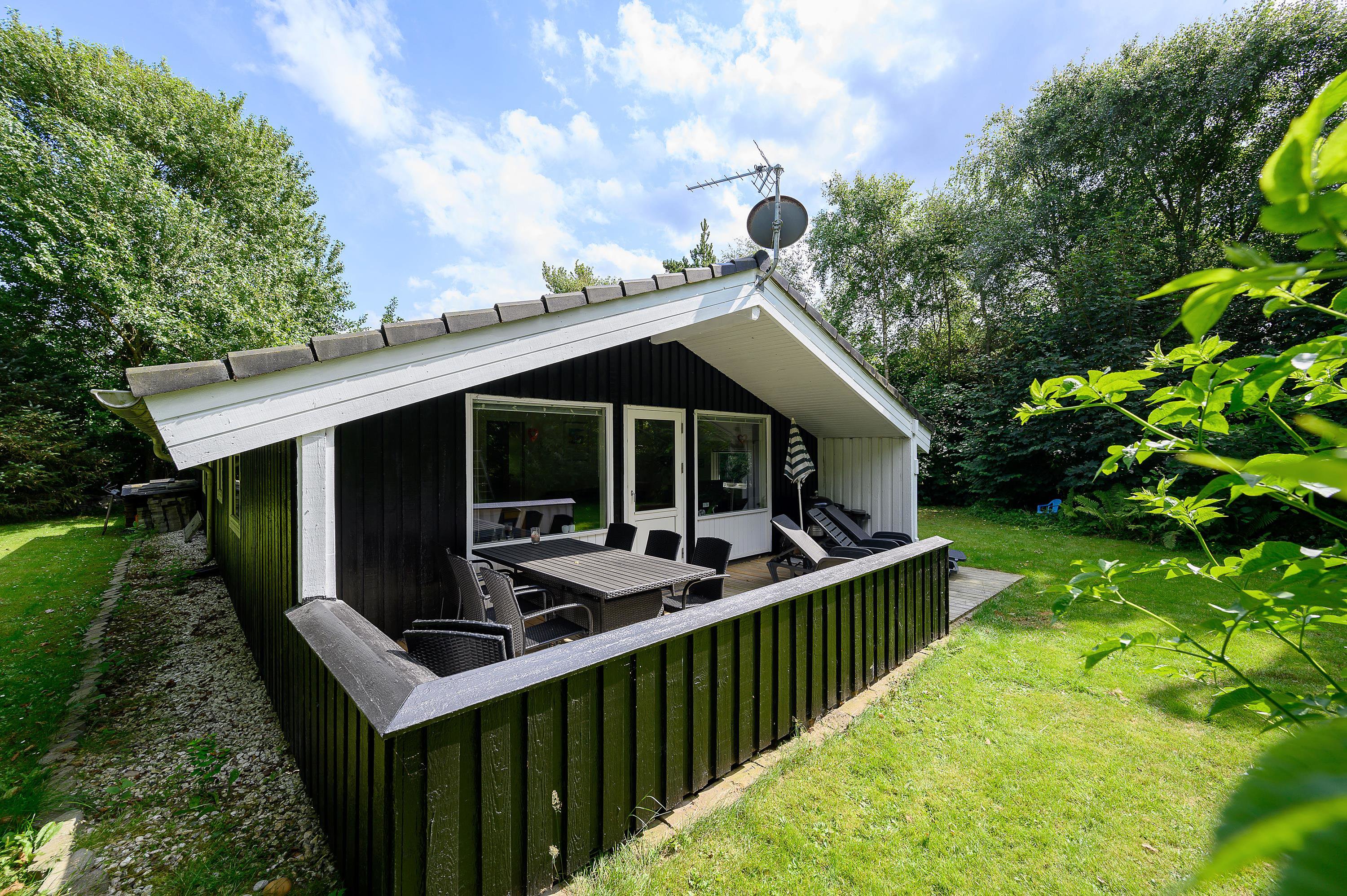 Fremhævet  billede i fuldskærmstilstand. Billede af Risbjergvej 11, Lodbj Hede, 6950 Ringkøbing