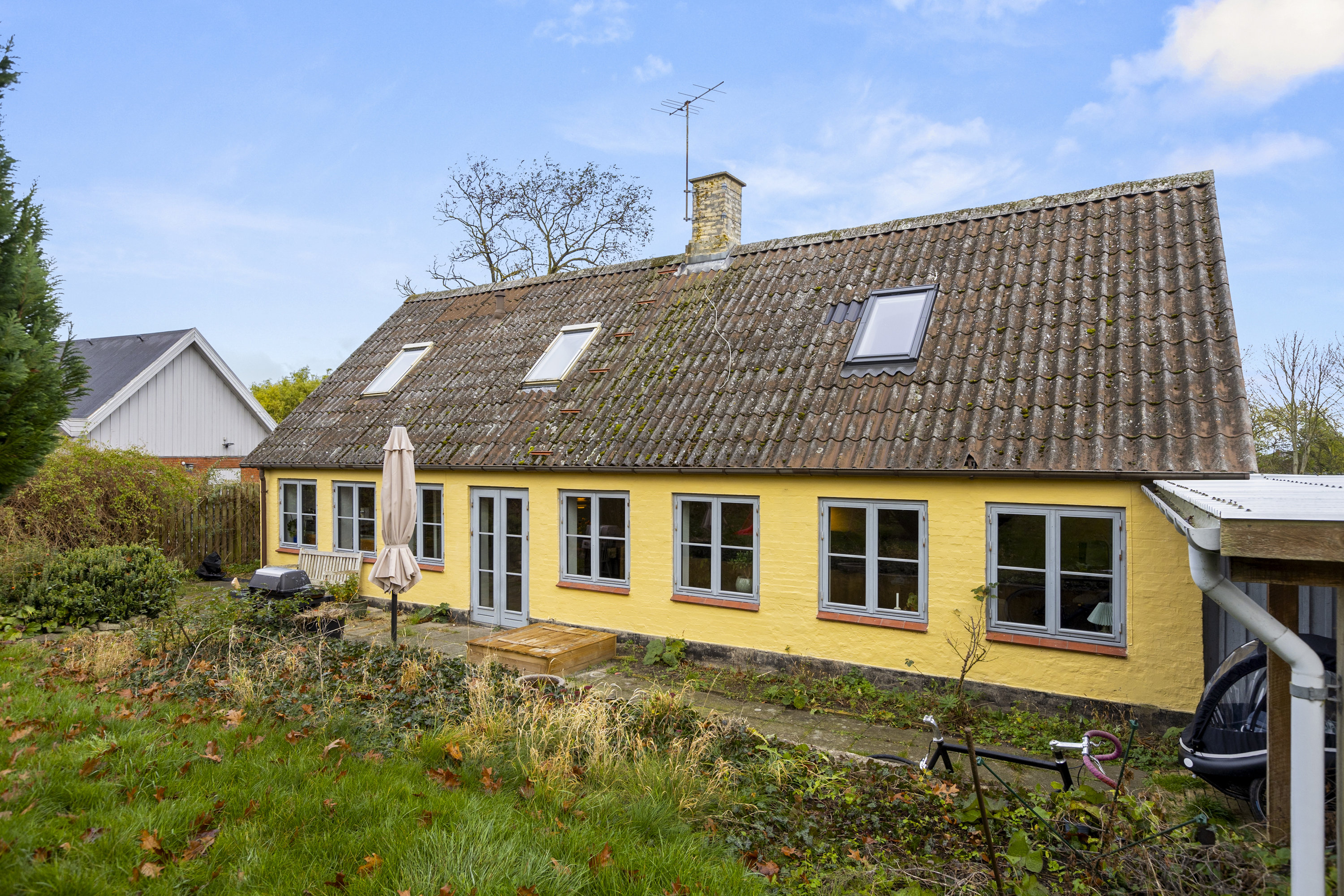 Fremhævet ejendommen billede i fuldskærmstilstand. Billede af Raklev Skillevej 61, 4400 Kalundborg