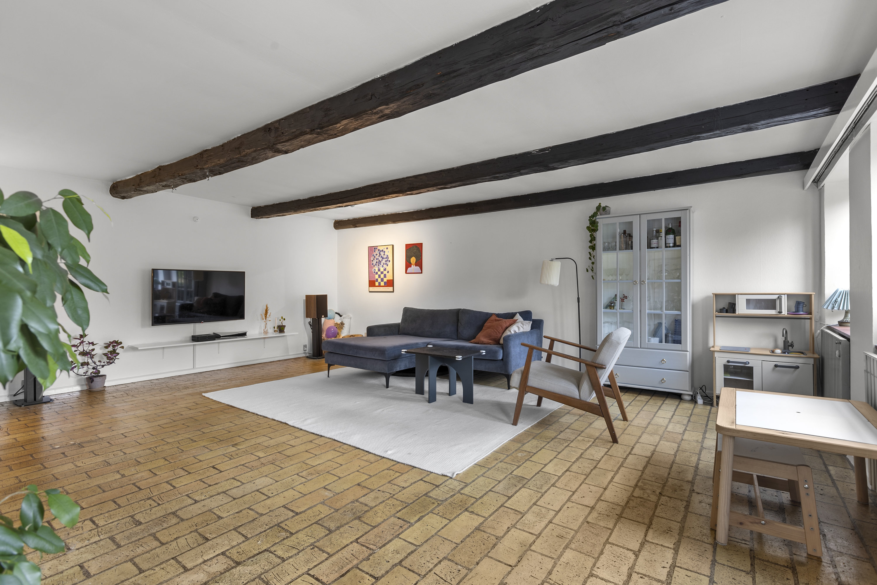 Miniaturebillede 2: stue. Billede af Raklev Skillevej 61, 4400 Kalundborg