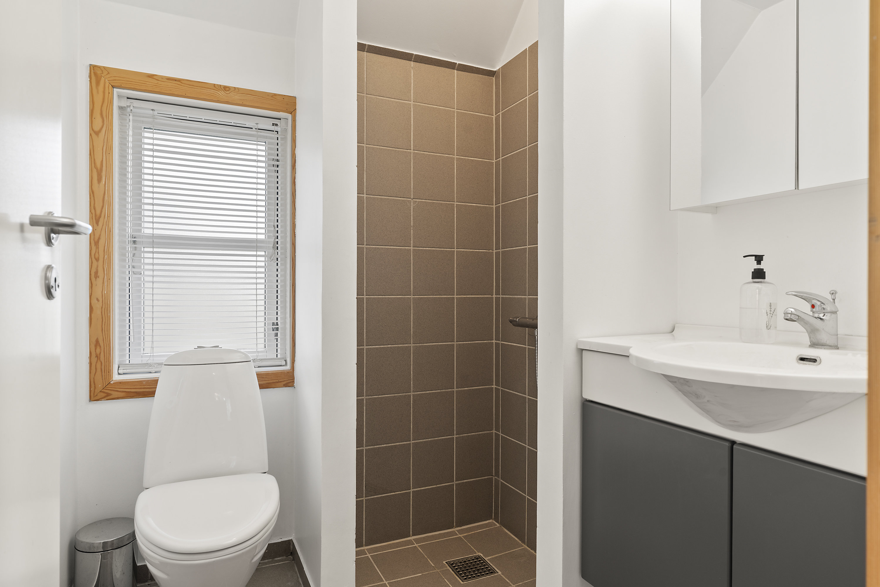 Fremhævet  billede i fuldskærmstilstand. Billede af Nørrevang 18, Tengslemrk L, 4573 Højby