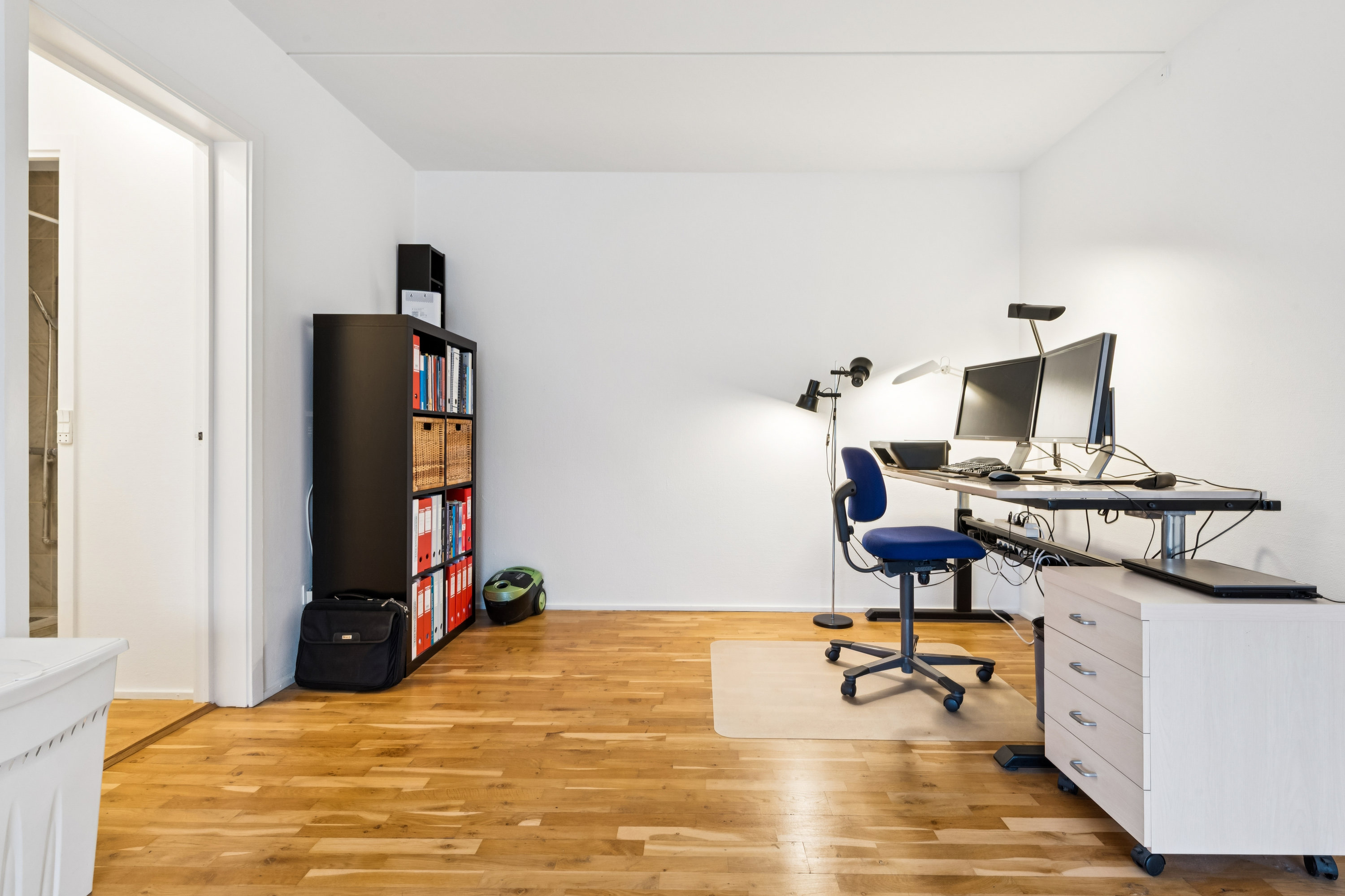 Fremhævet værelse billede i fuldskærmstilstand. Billede af Eremitageparken 327, 1. c., 2800 Kongens Lyngby