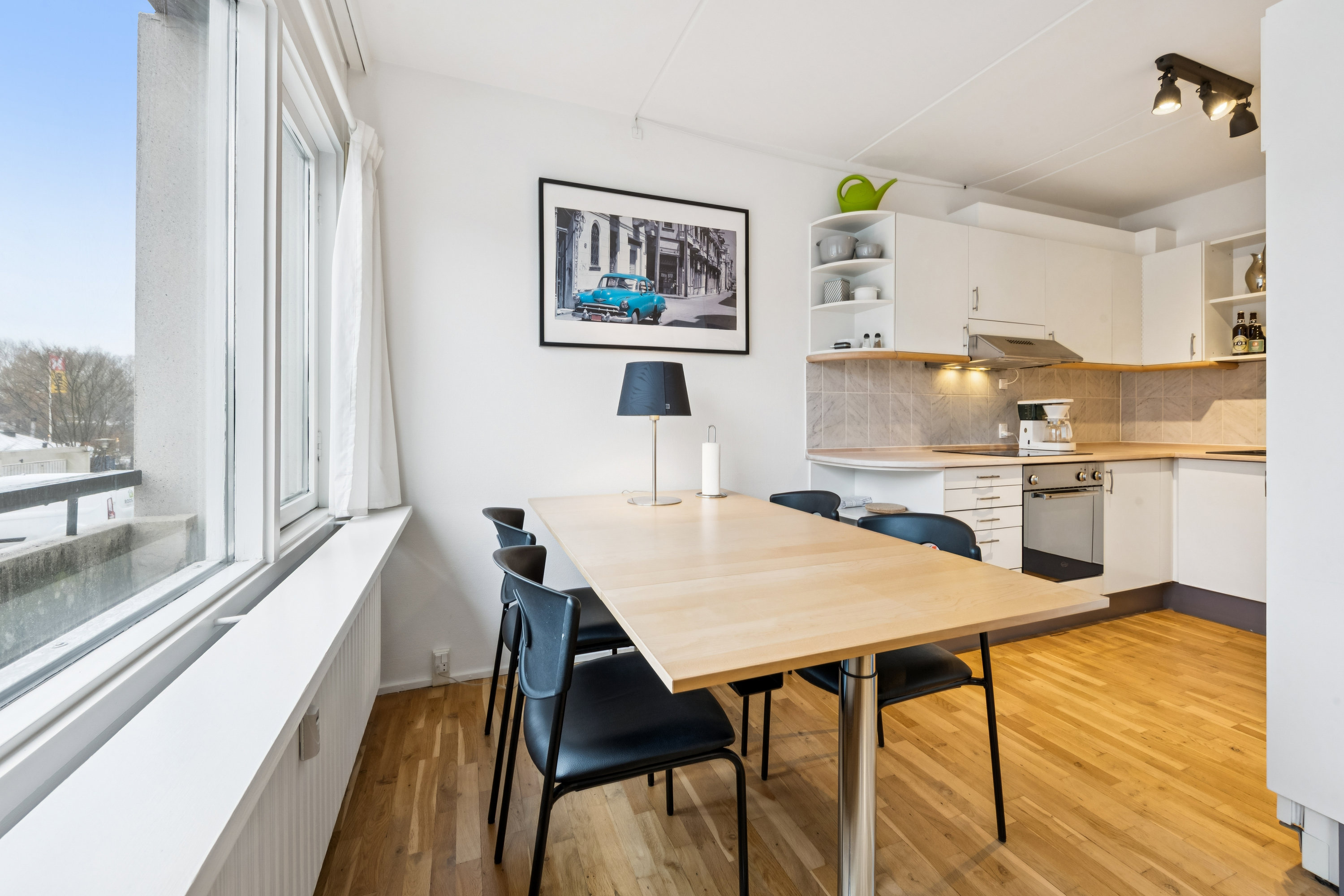 Fremhævet køkken billede i fuldskærmstilstand. Billede af Eremitageparken 327, 1. c., 2800 Kongens Lyngby