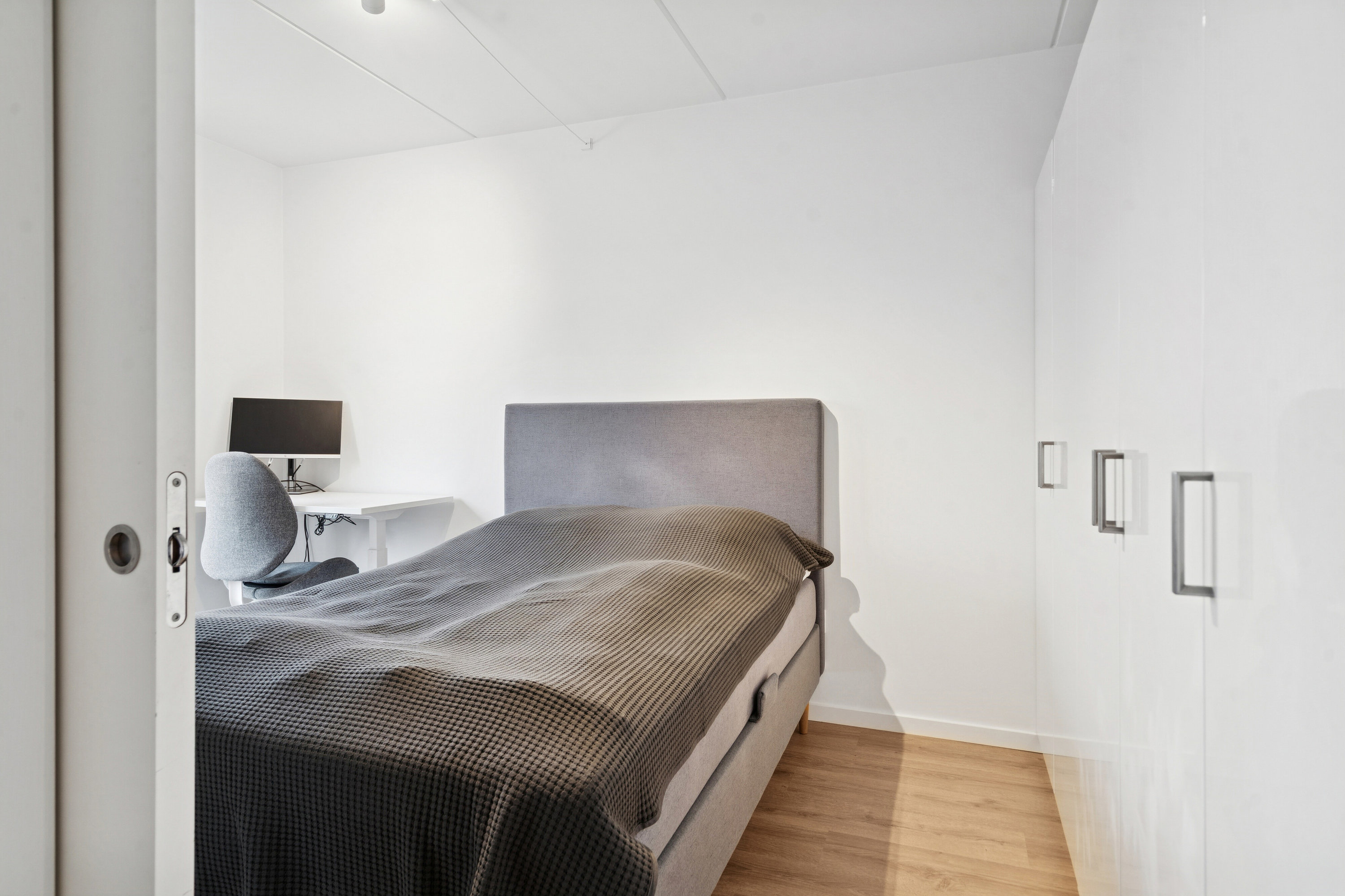 Fremhævet soveværelse billede i fuldskærmstilstand. Billede af Bredstedgade 38, 2. 2., 5000 Odense C