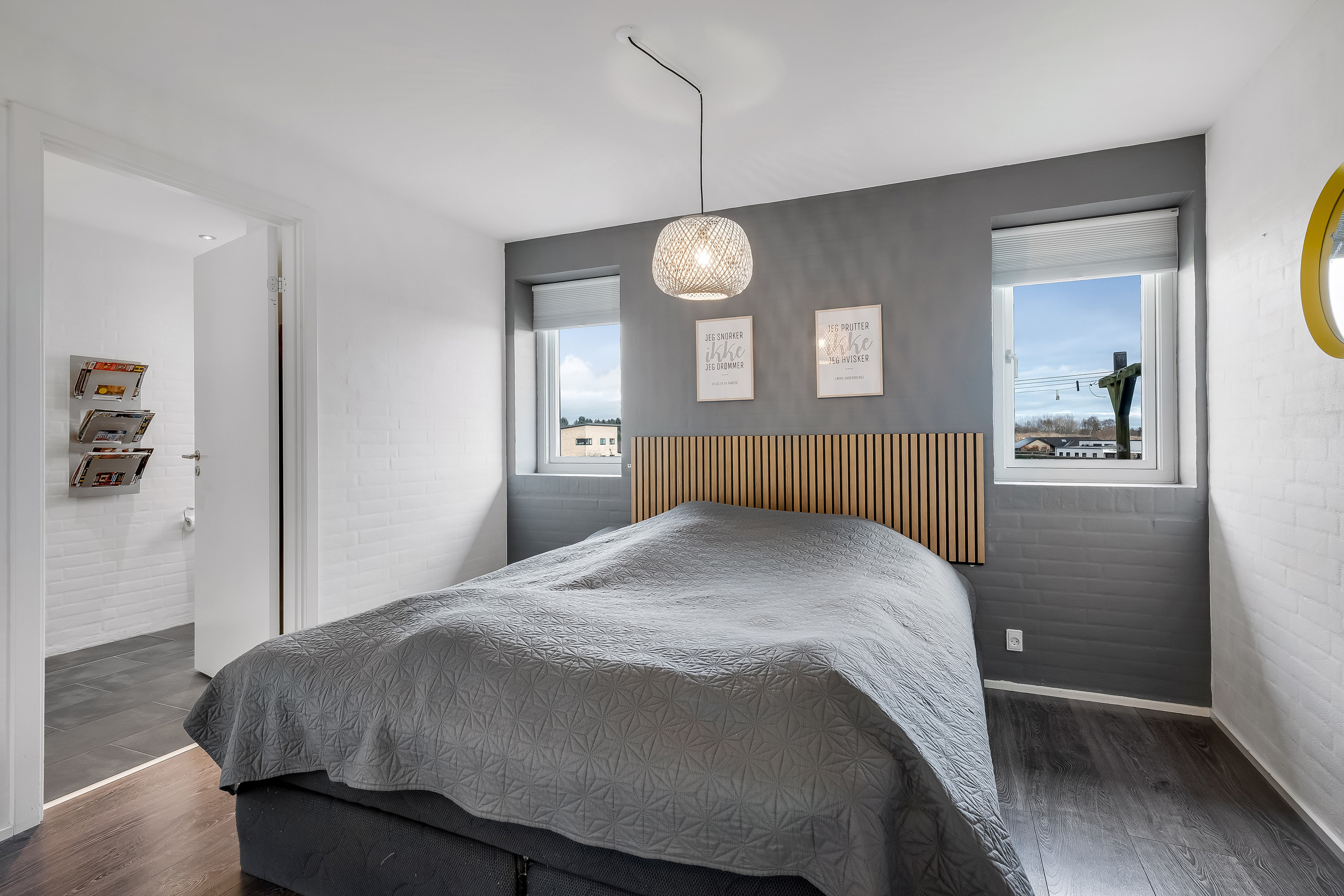Fremhævet soveværelse billede i fuldskærmstilstand. Billede af Under Egen 45, Halgårde, 7500 Holstebro