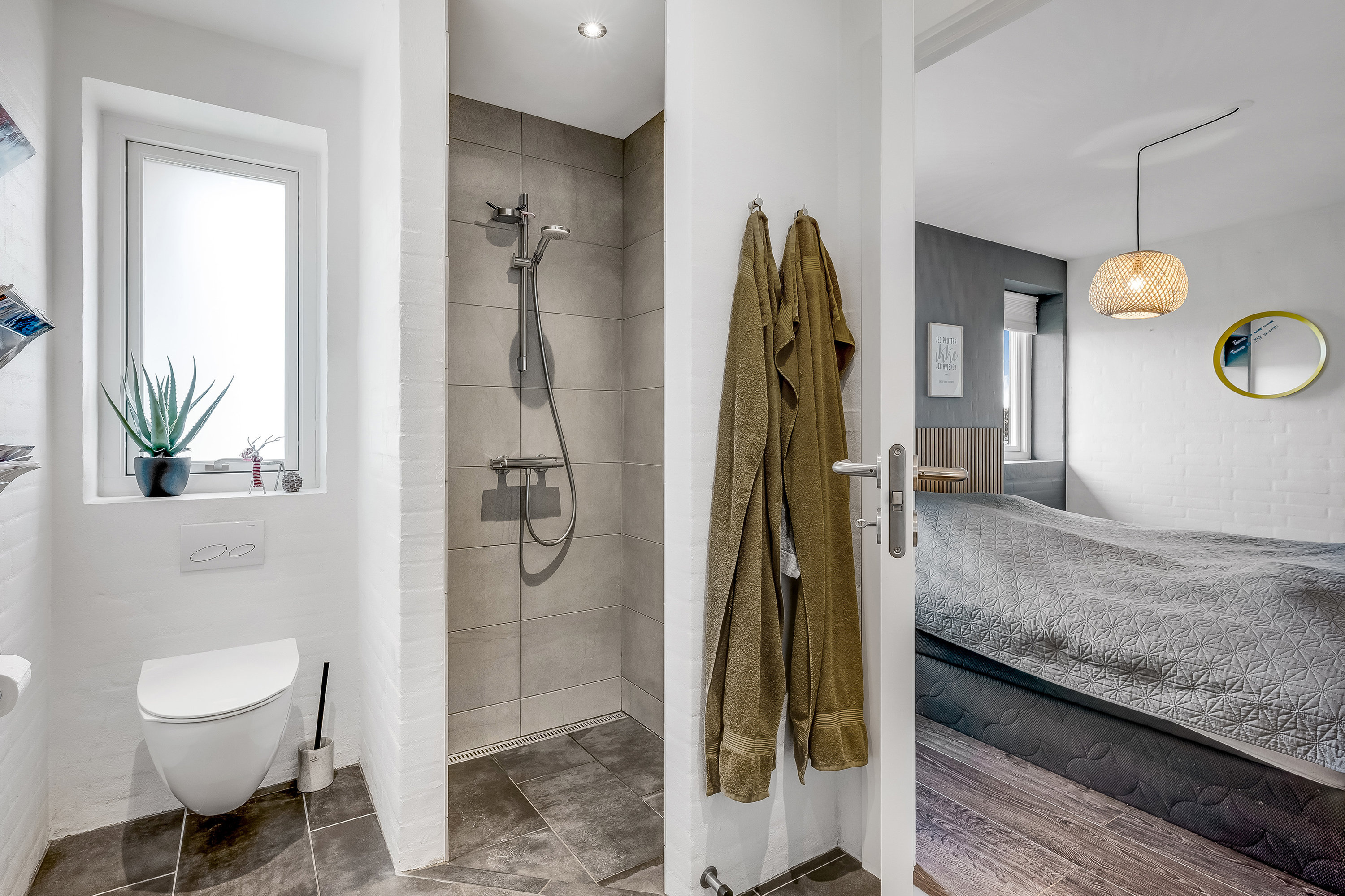 Fremhævet badeværelse billede i fuldskærmstilstand. Billede af Under Egen 45, Halgårde, 7500 Holstebro