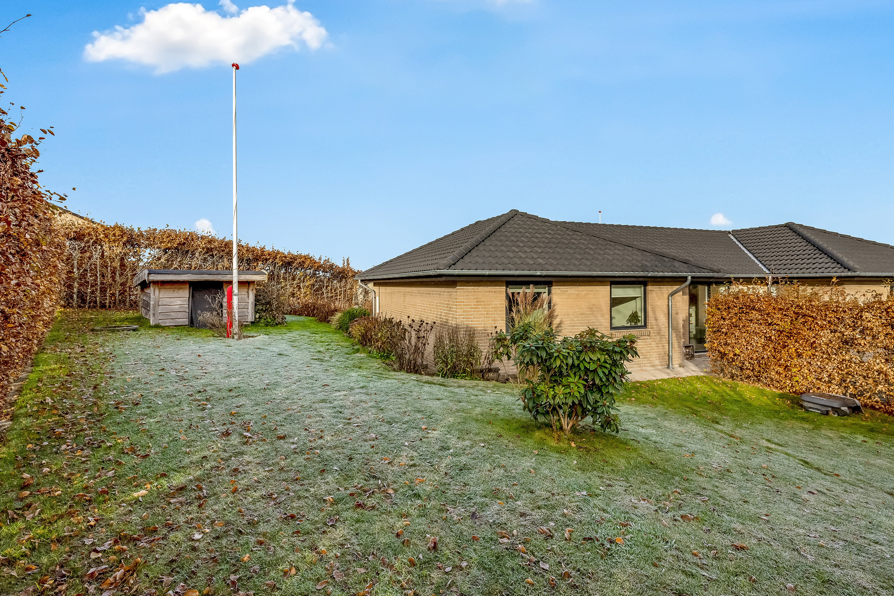 Fremhævet have billede i fuldskærmstilstand. Billede af Under Egen 45, Halgårde, 7500 Holstebro